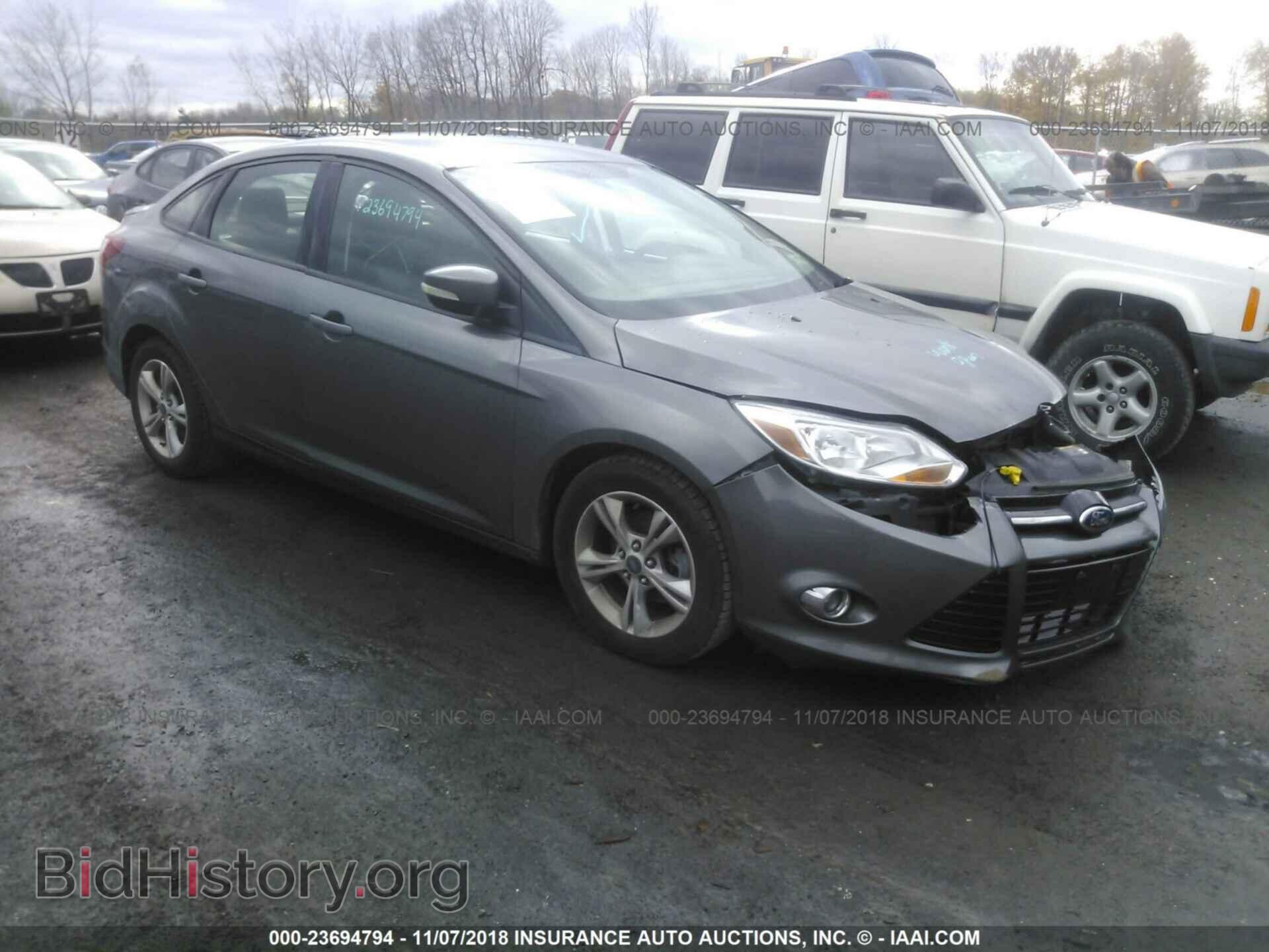 Photo 1FAHP3F22CL464036 - Ford Focus 2012