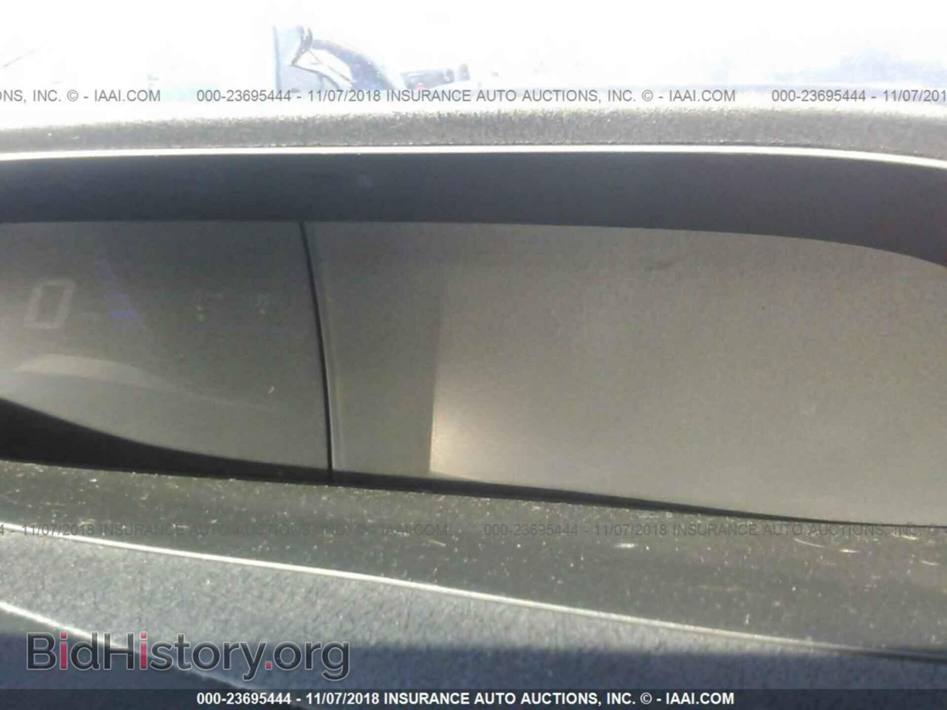 2012 Honda Civic - VIN: 2HGFG3B08CH515558 - Photo 7