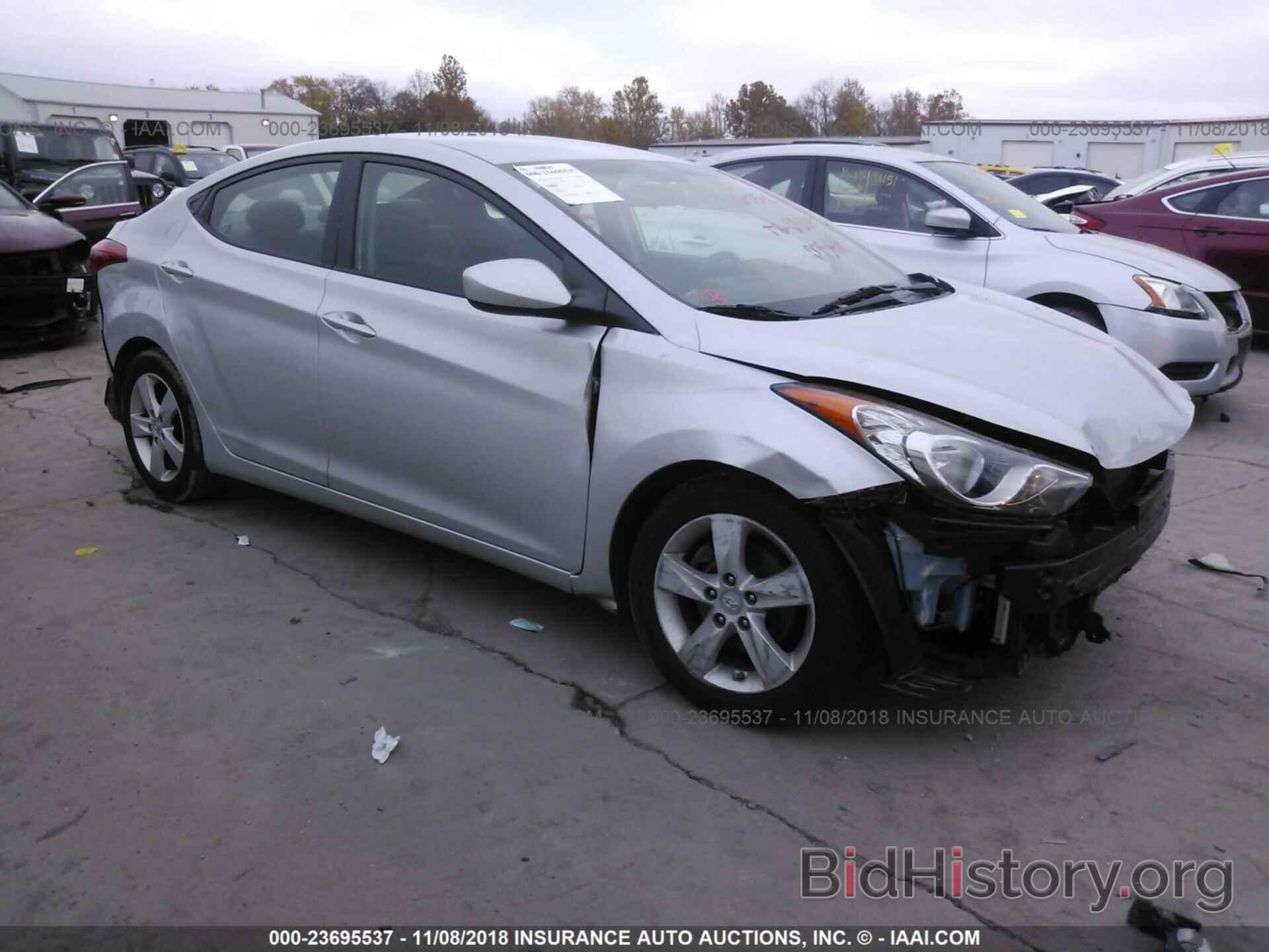 Photo KMHDH4AE8BU160324 - HYUNDAI ELANTRA 2011