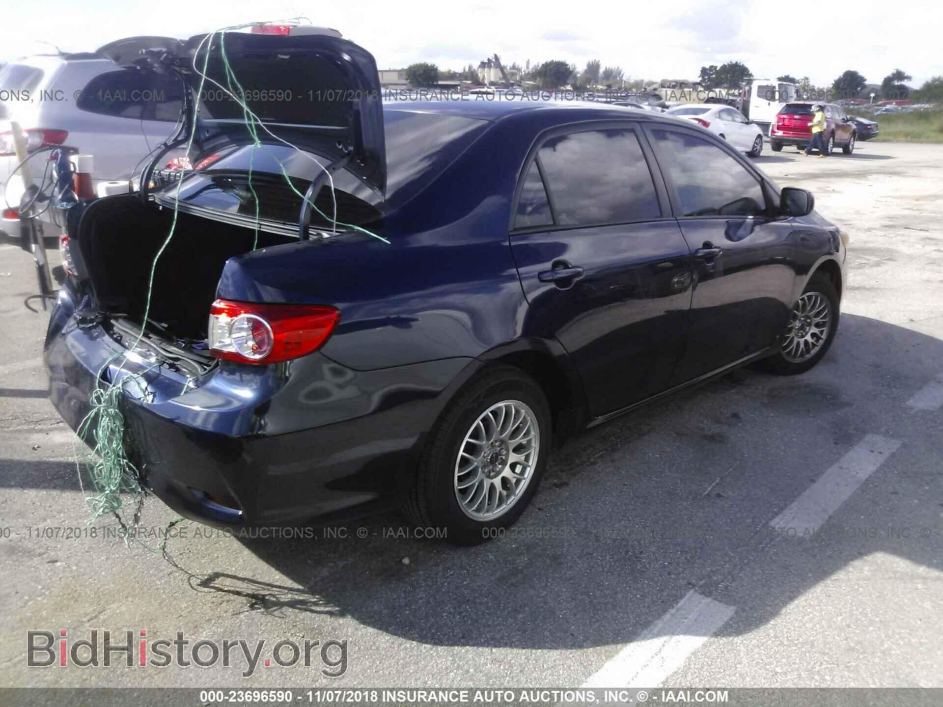 2011 Toyota Corolla - VIN: 2T1BU4EEXBC690230 - Photo 4