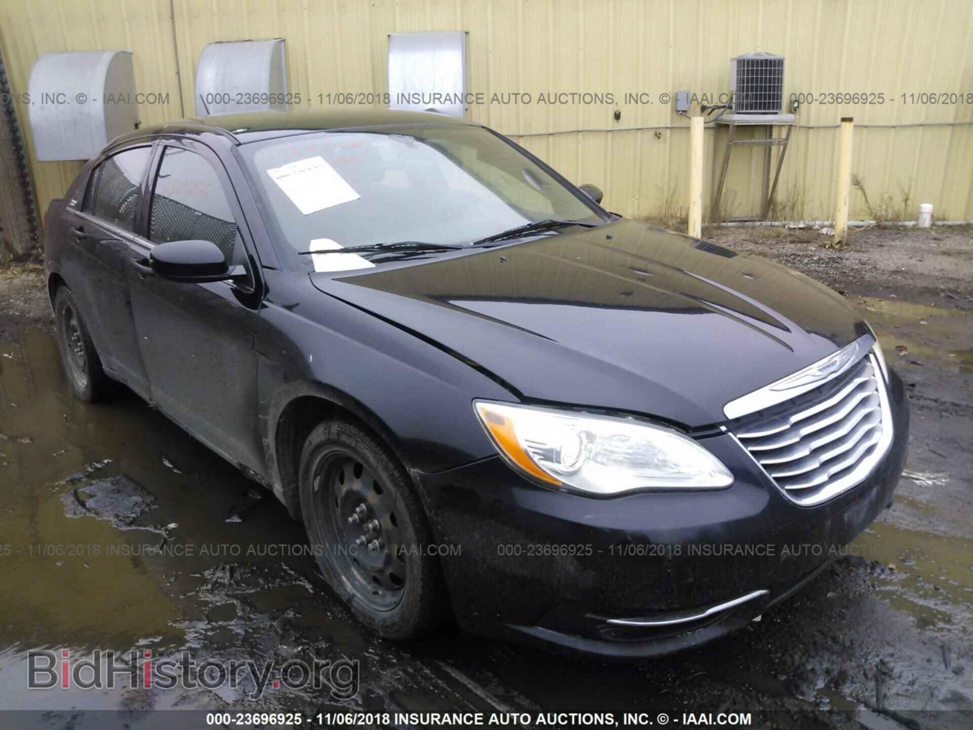 Фотография 1C3CCBAB6CN113592 - Chrysler 200 2012