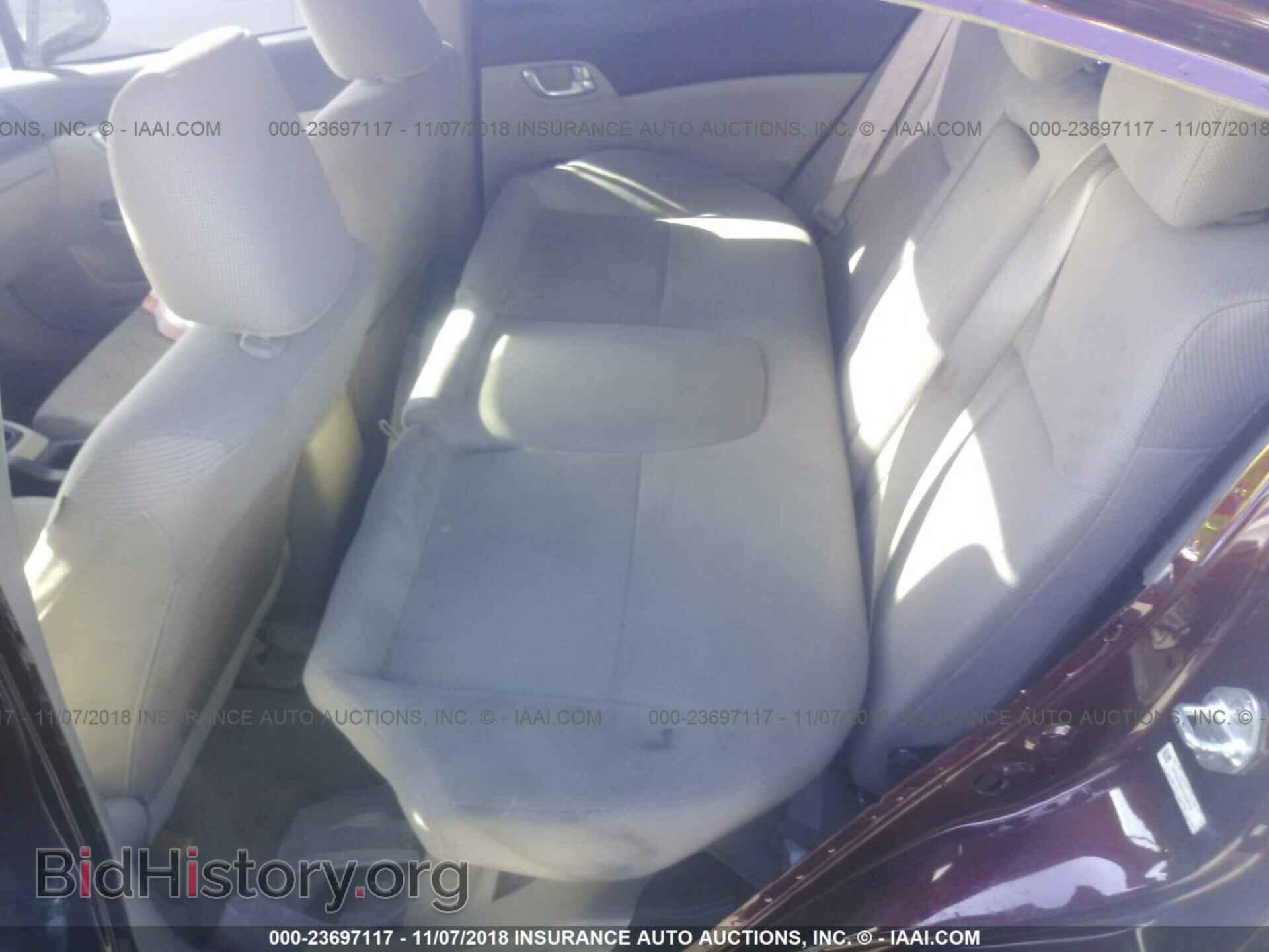 2012 Honda Civic - VIN: 19XFB2F8XCE329510 - Photo 8