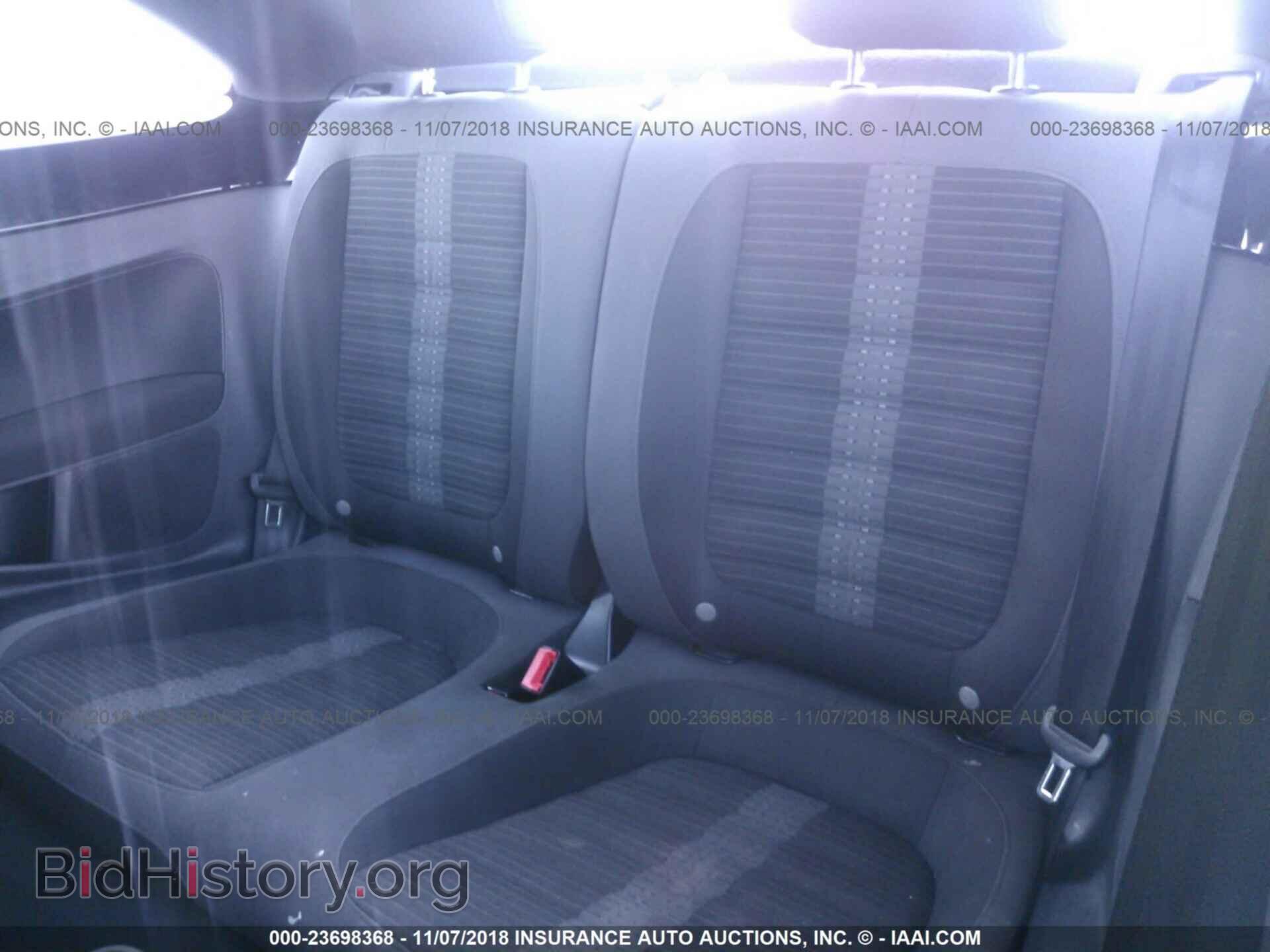 2012 VOLKSWAGEN BEETLE - VIN: 3VWV87AT8CM615250 - Фото 8