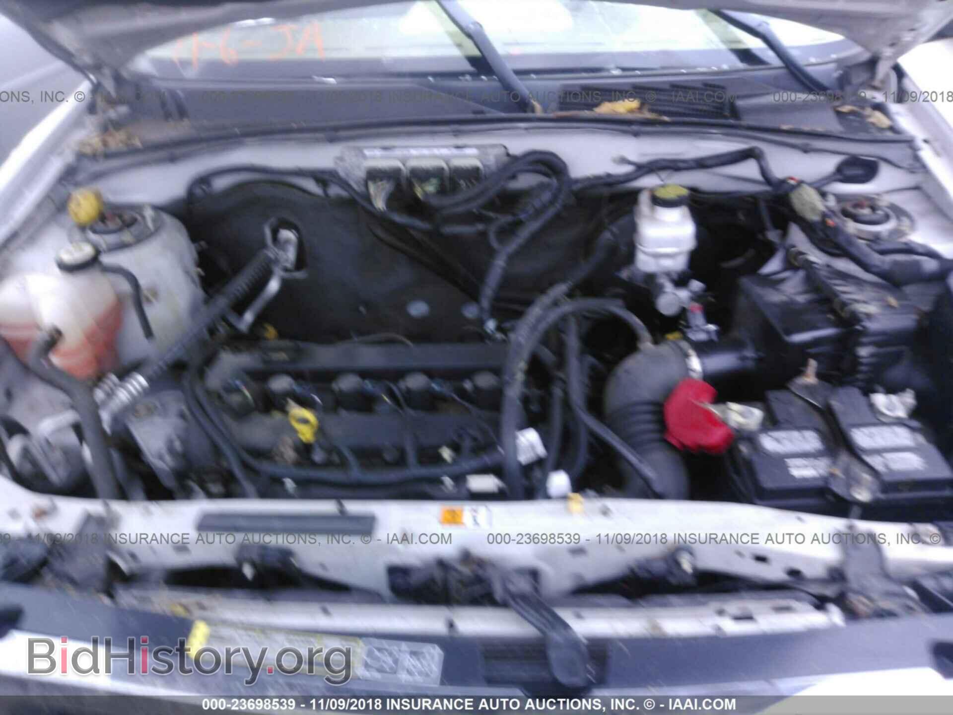 2012 Ford Escape - VIN: 1FMCU9D75CKB93022 - Photo 10