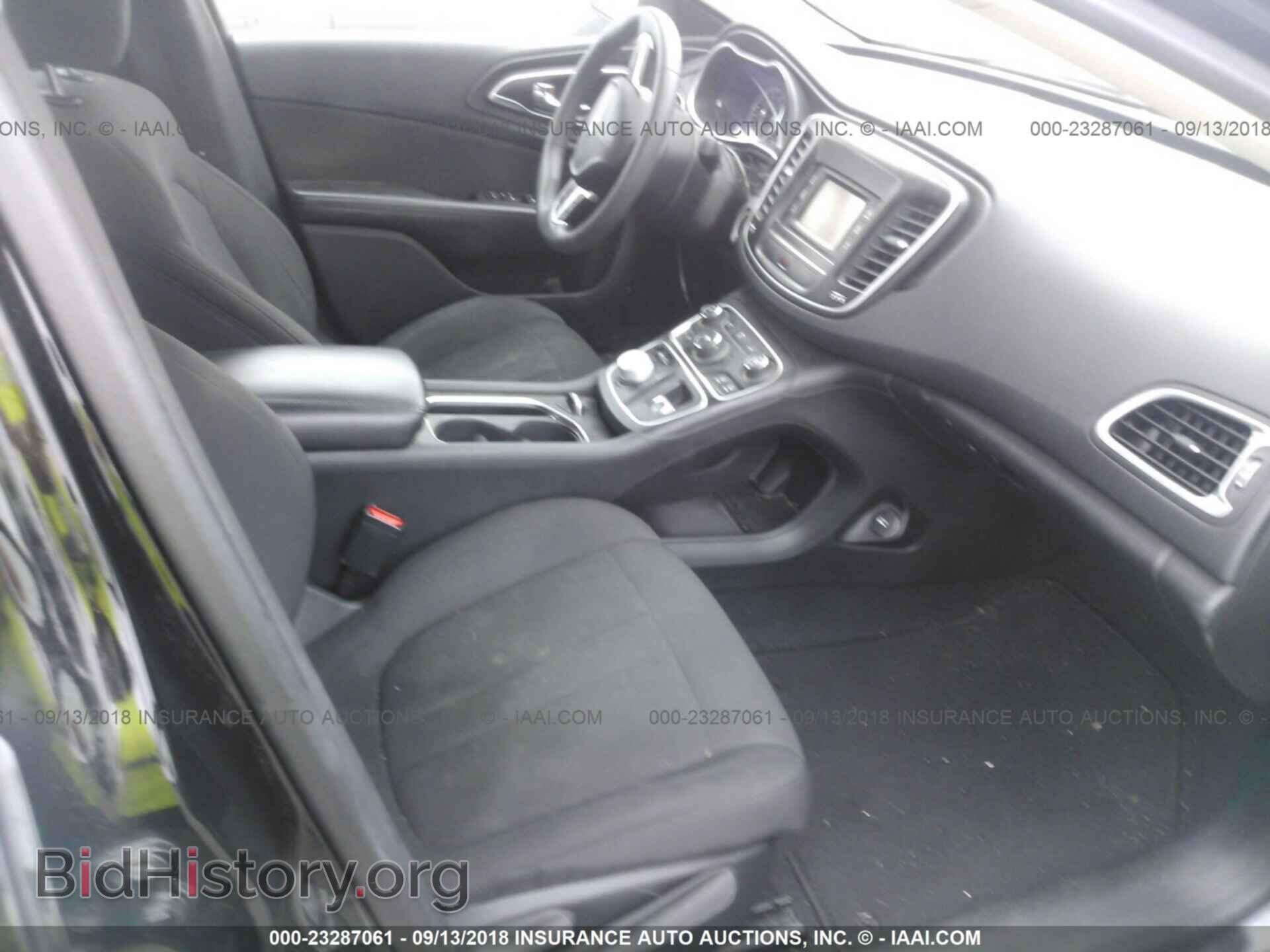 2015 CHRYSLER 200 - VIN: 1C3CCCAB3FN655291 - Photo 5