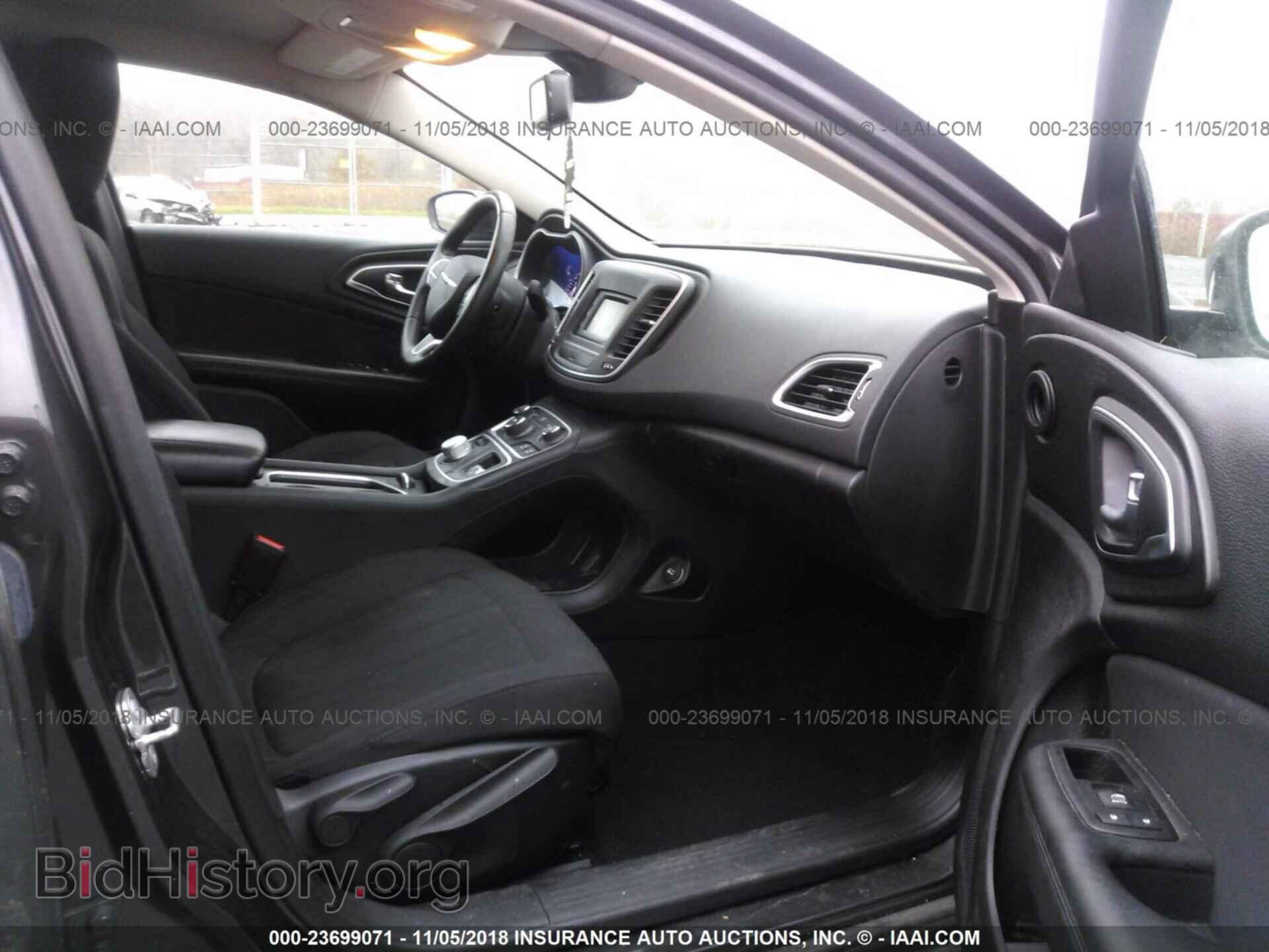 2015 Chrysler 200 - VIN: 1C3CCCAB7FN538684 - Фото 5