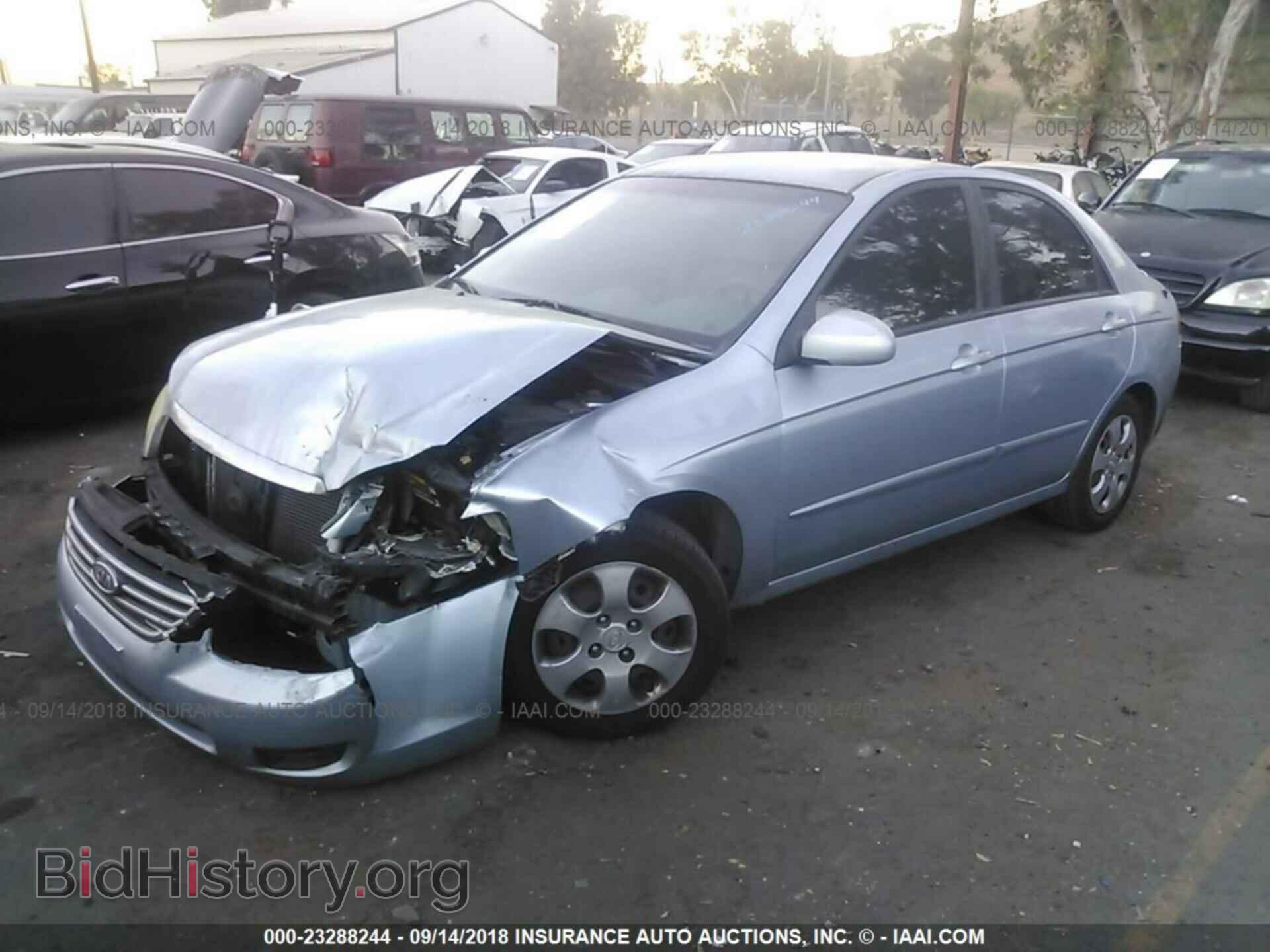 2008 KIA SPECTRA - VIN: KNAFE122X85575332 - Фото 2