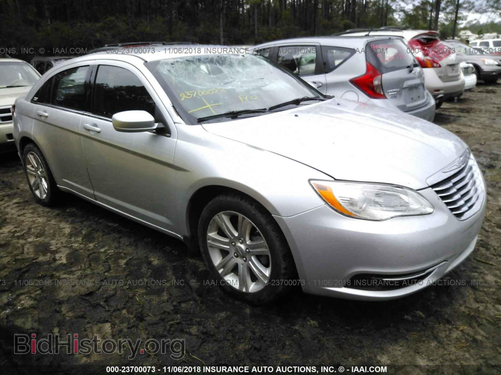 Фотография 1C3CCBBB1CN226543 - Chrysler 200 2012