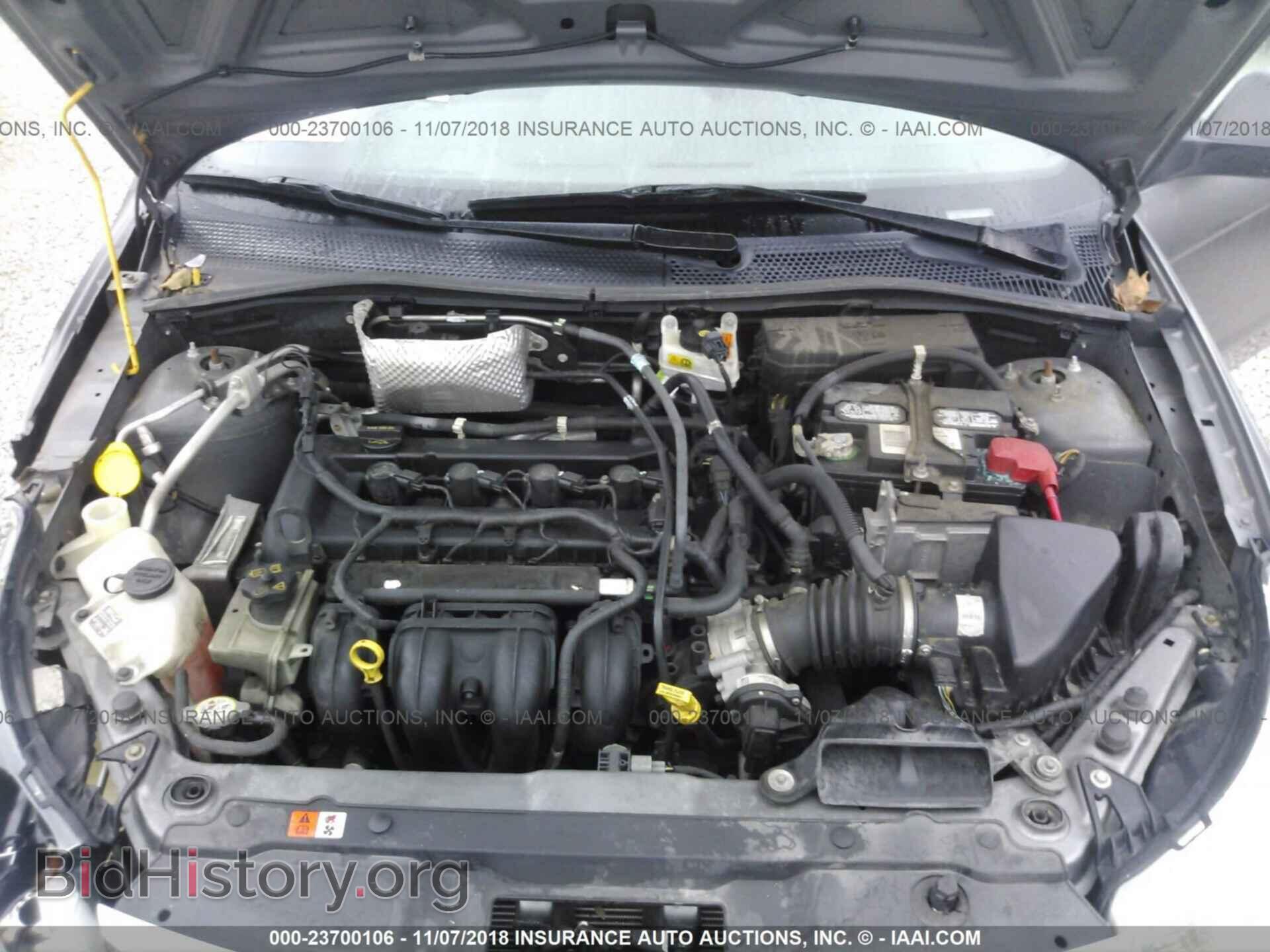 2011 Ford Focus - VIN: 1FAHP3FN5BW153076 - Photo 10