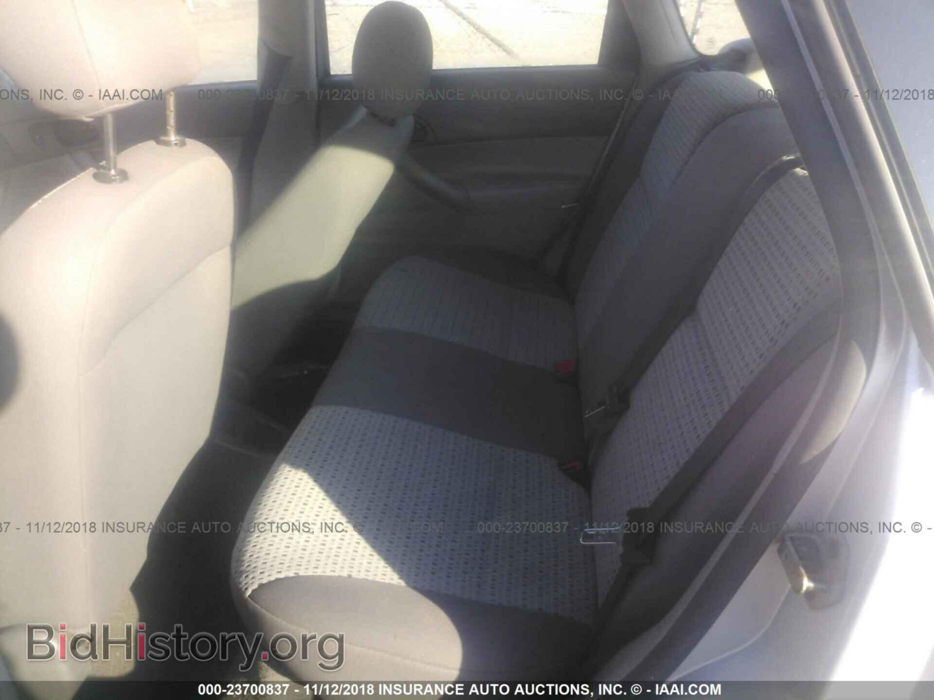 2005 FORD FOCUS - VIN: 1FAFP36N15W249802 - Фото 8