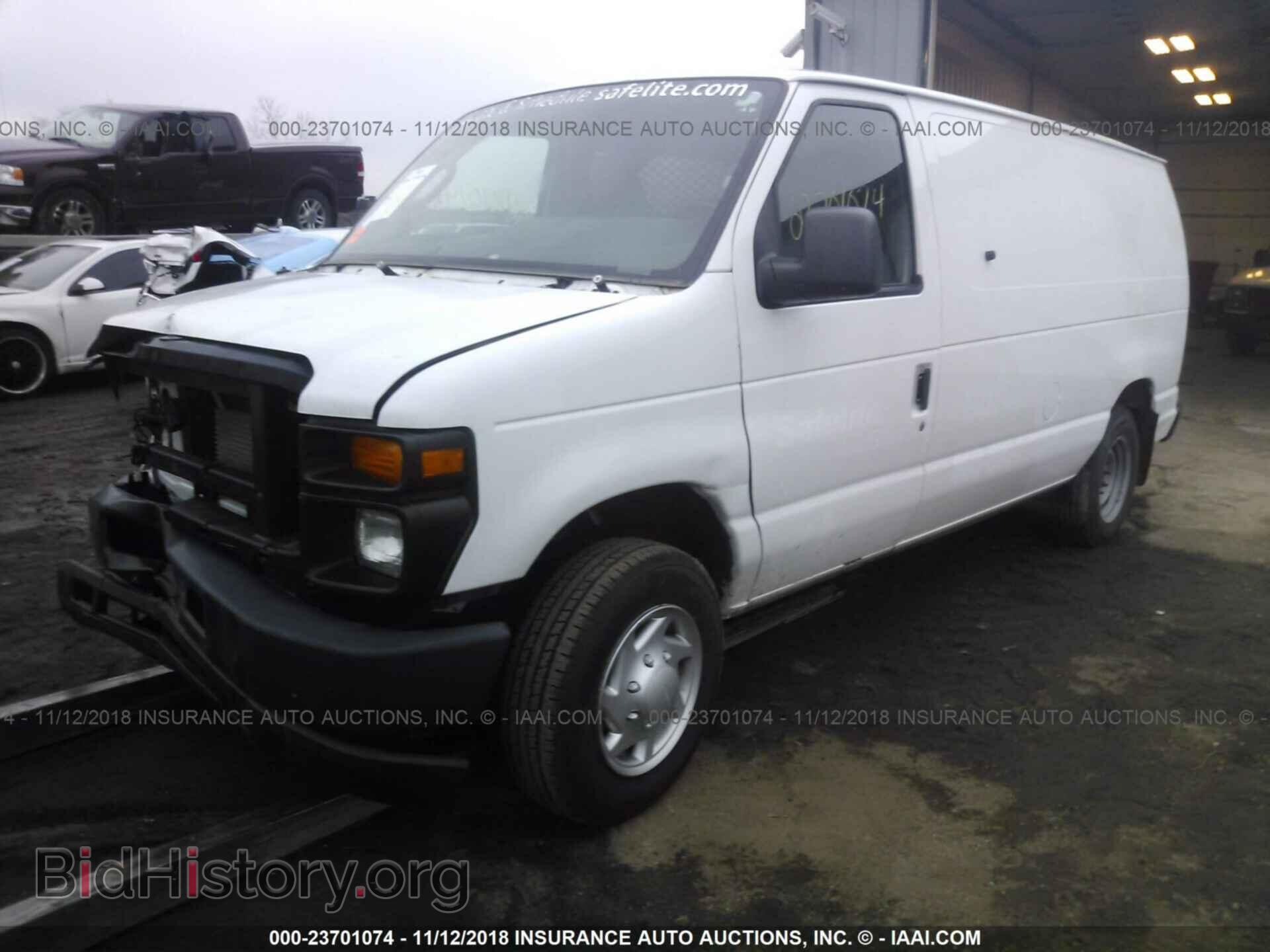 2012 Ford Econoline - VIN: 1FTNE1EL2CDA19548 - Фото 2