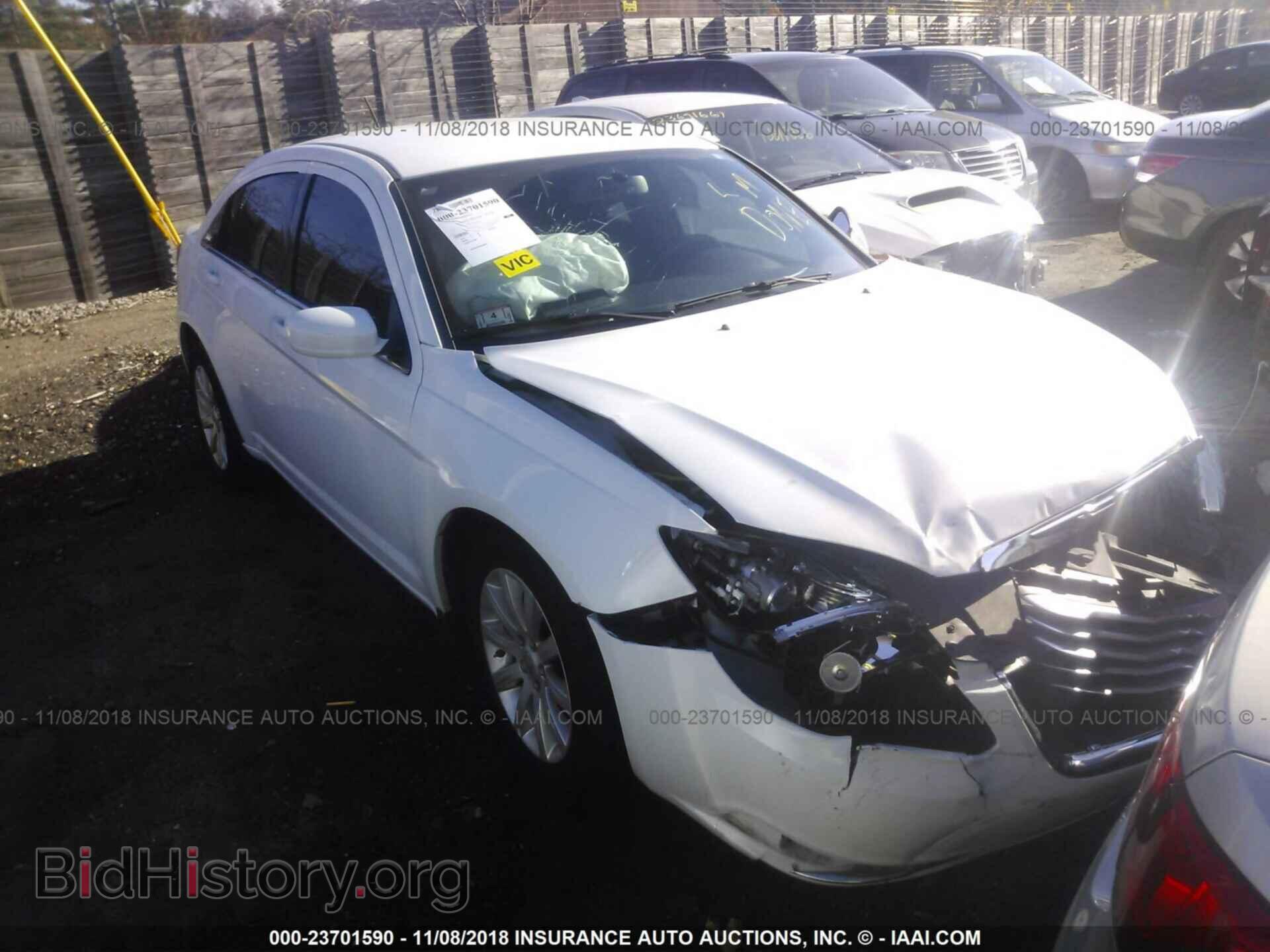 Photo 1C3CCBBG9DN760726 - CHRYSLER 200 2013
