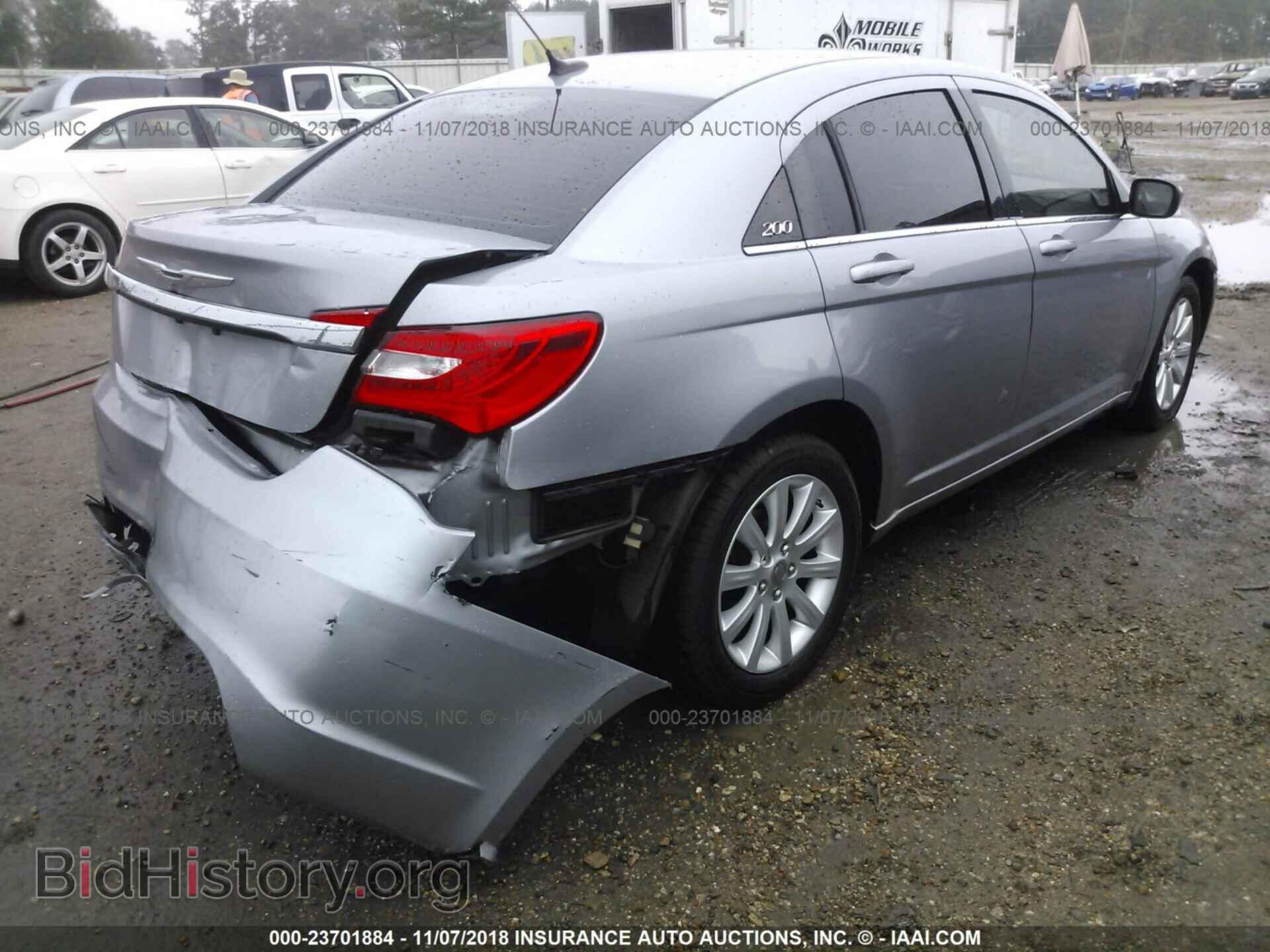 2013 Chrysler 200 - VIN: 1C3CCBBB4DN627814 - Фото 4