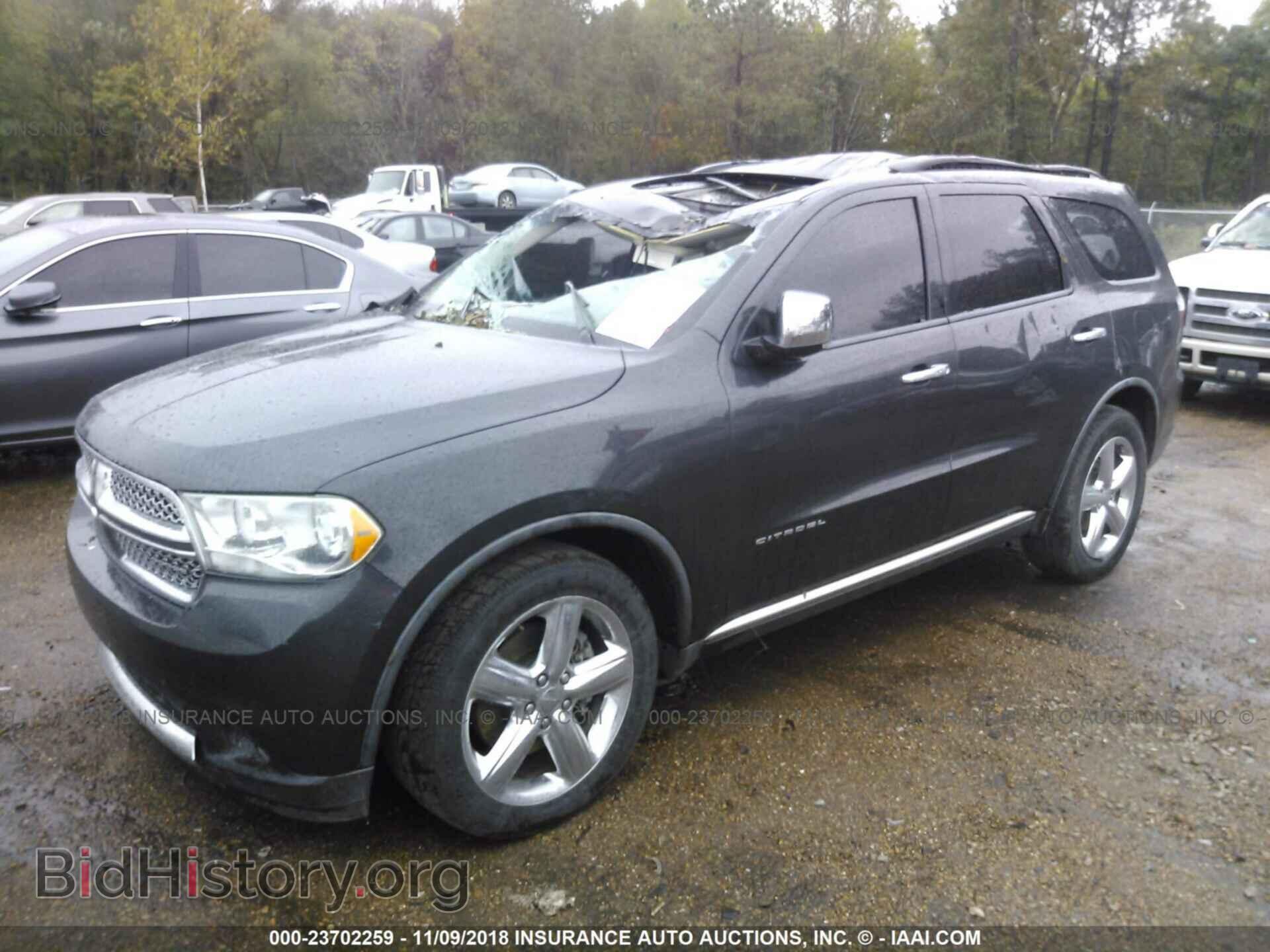 2011 Dodge Durango - VIN: 1D4SD5GT1BC651359 - Photo 2