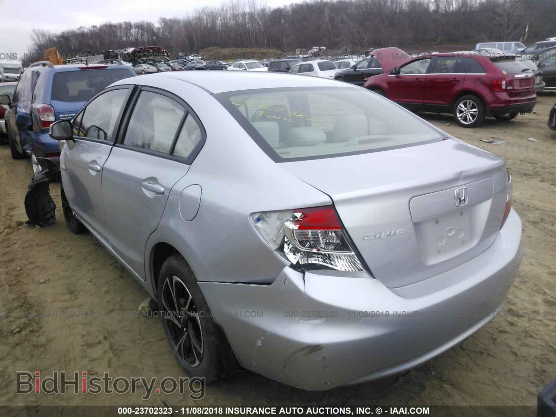 2012 Honda Civic - VIN: 19XFB2F81CE009024 - Photo 3