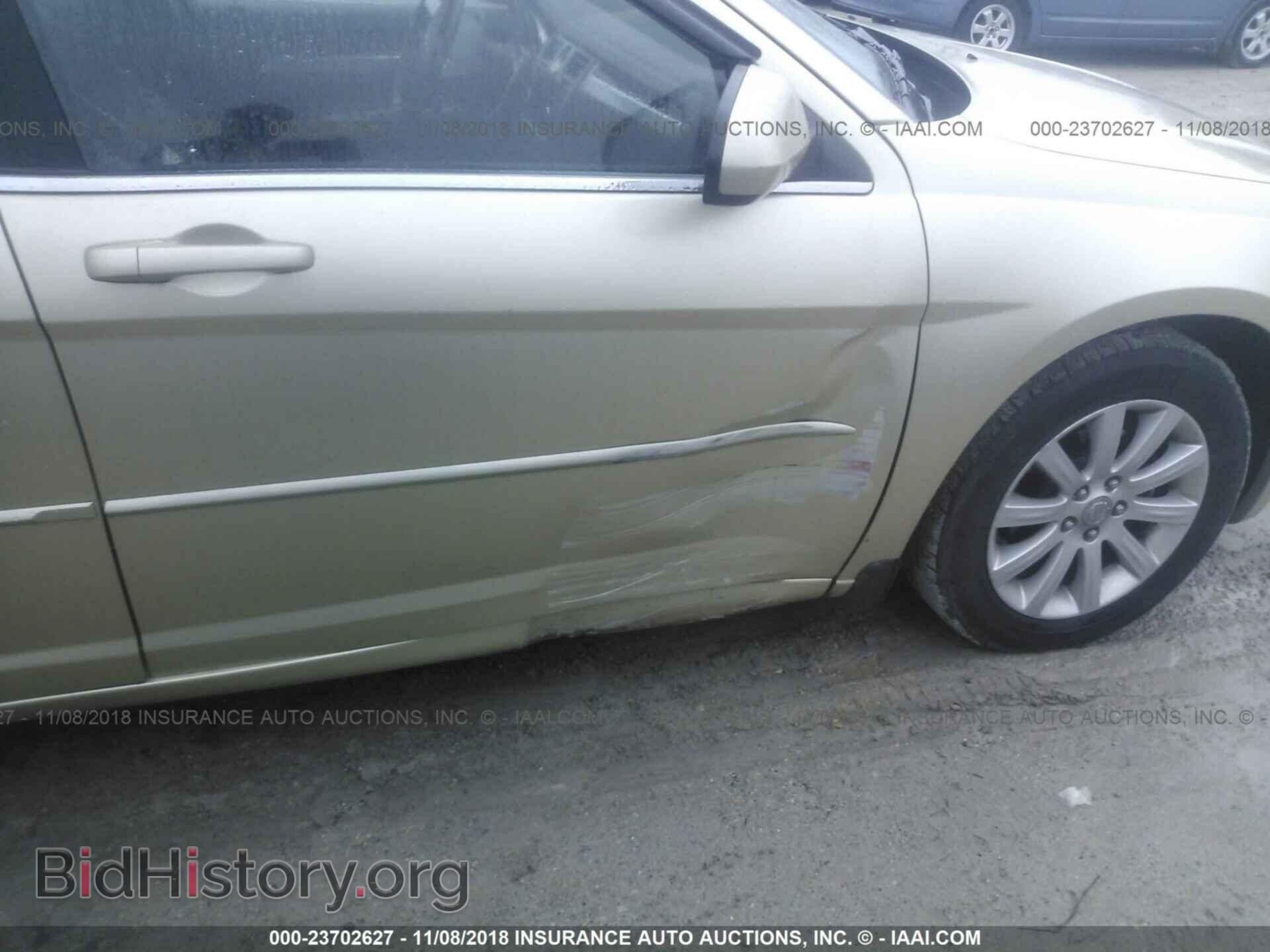 2010 CHRYSLER SEBRING - VIN: 1C3CC5FD0AN196770 - Photo 6