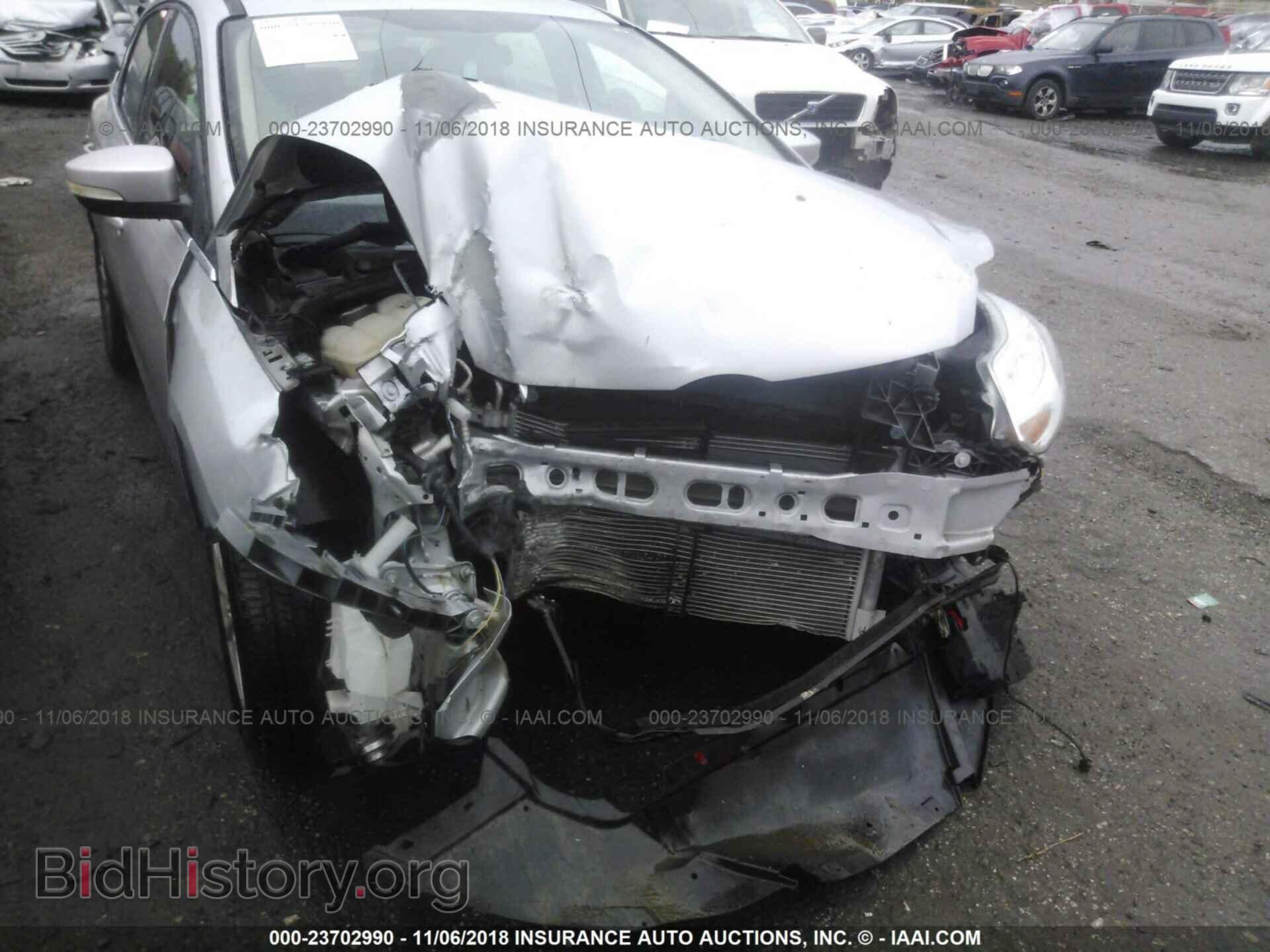 2012 Ford Focus - VIN: 1FAHP3H24CL281914 - Photo 6