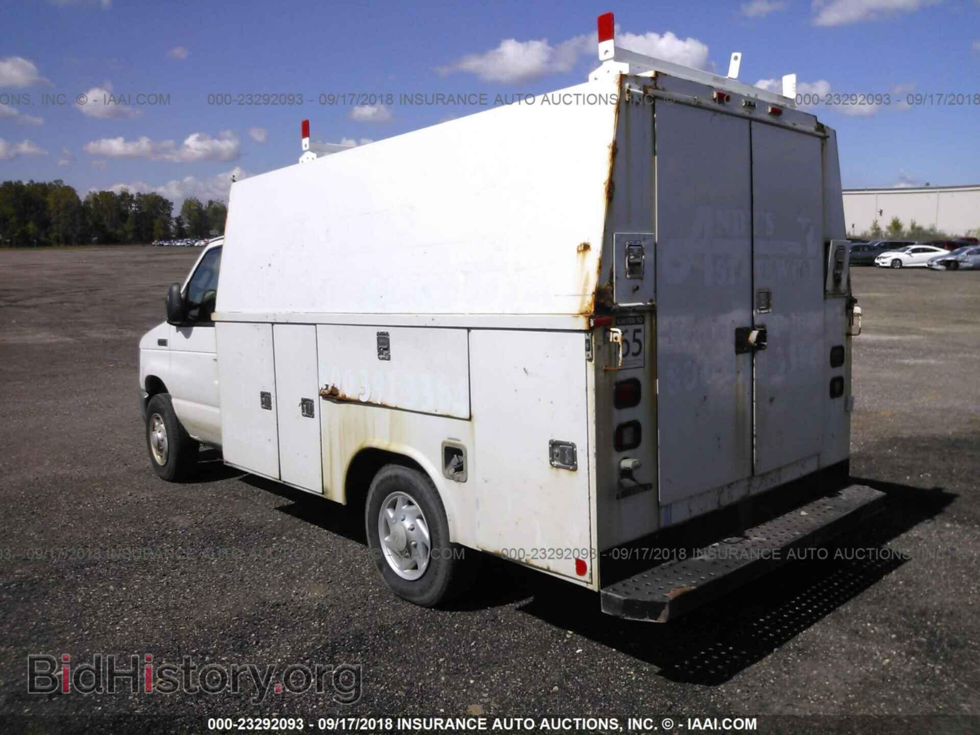 2008 FORD ECONOLINE - VIN: 1FDSE35L78DB26287 - Фото 3