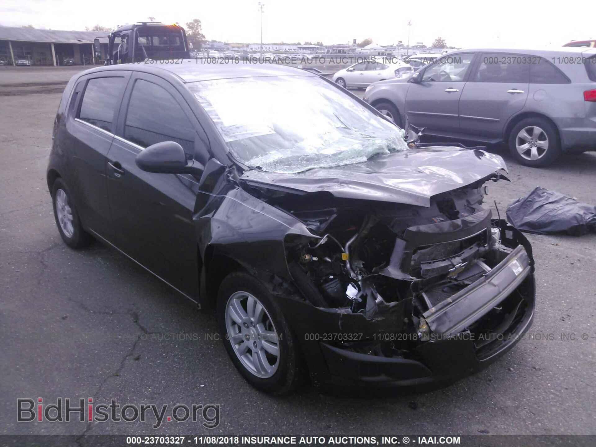 Photo 1G1JC6SH4E4197362 - Chevrolet Sonic 2014
