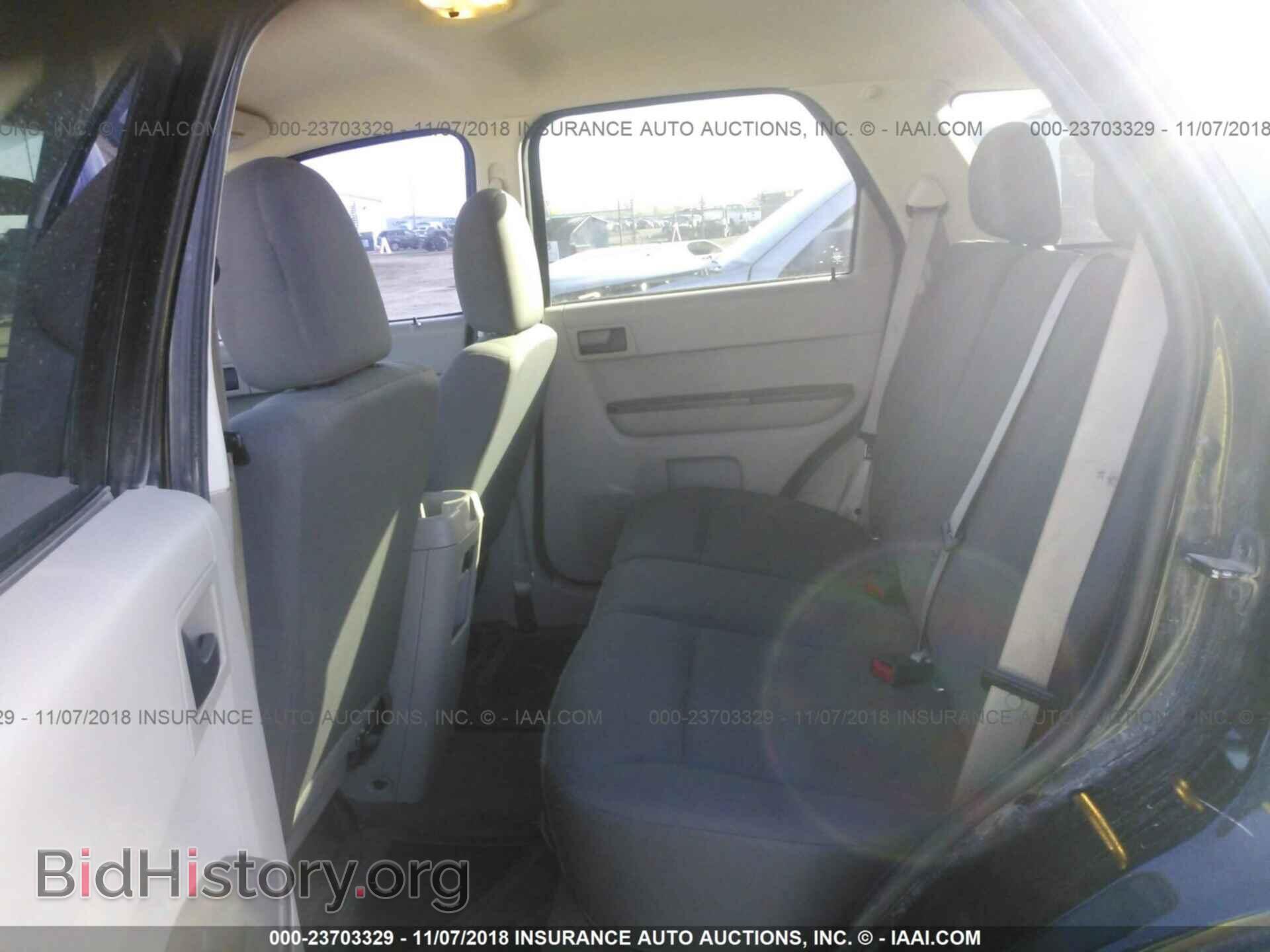 2011 FORD ESCAPE - VIN: 1FMCU9C71BKB54797 - Photo 8