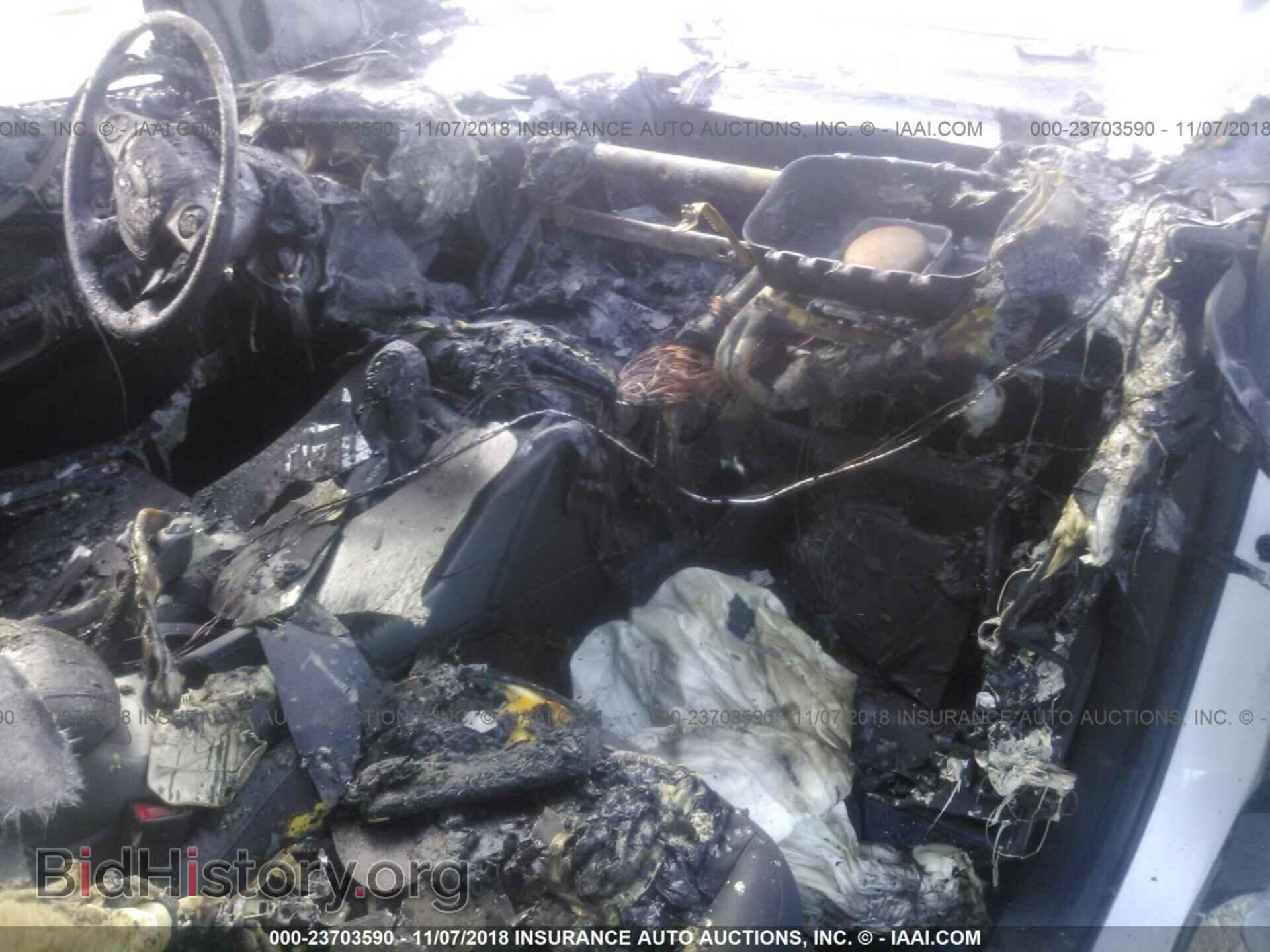 2014 Ford Escape - VIN: 1FMCU0F7XEUC36060 - Фото 5