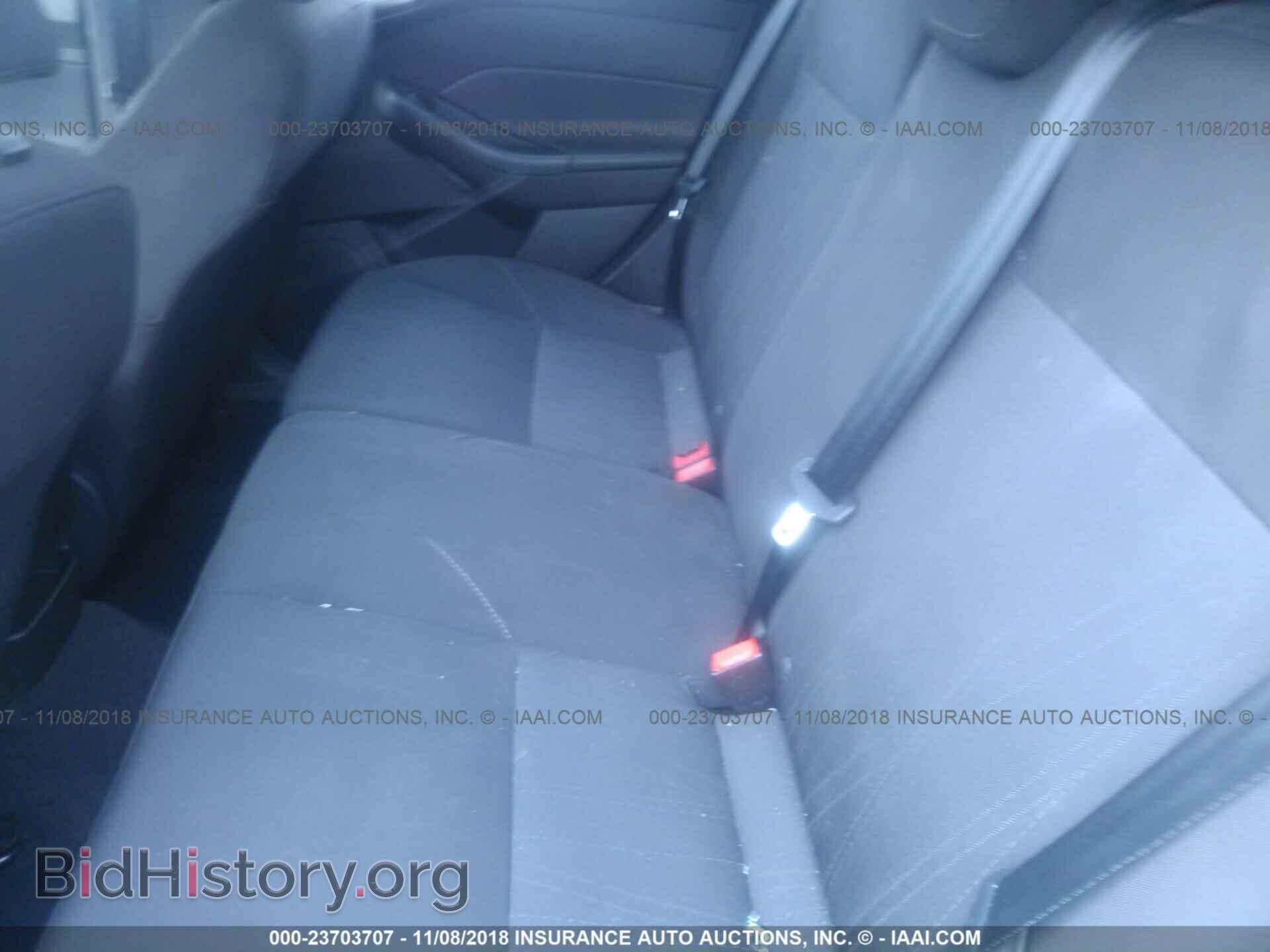 2016 Ford Focus - VIN: 1FADP3K20GL296732 - Photo 8