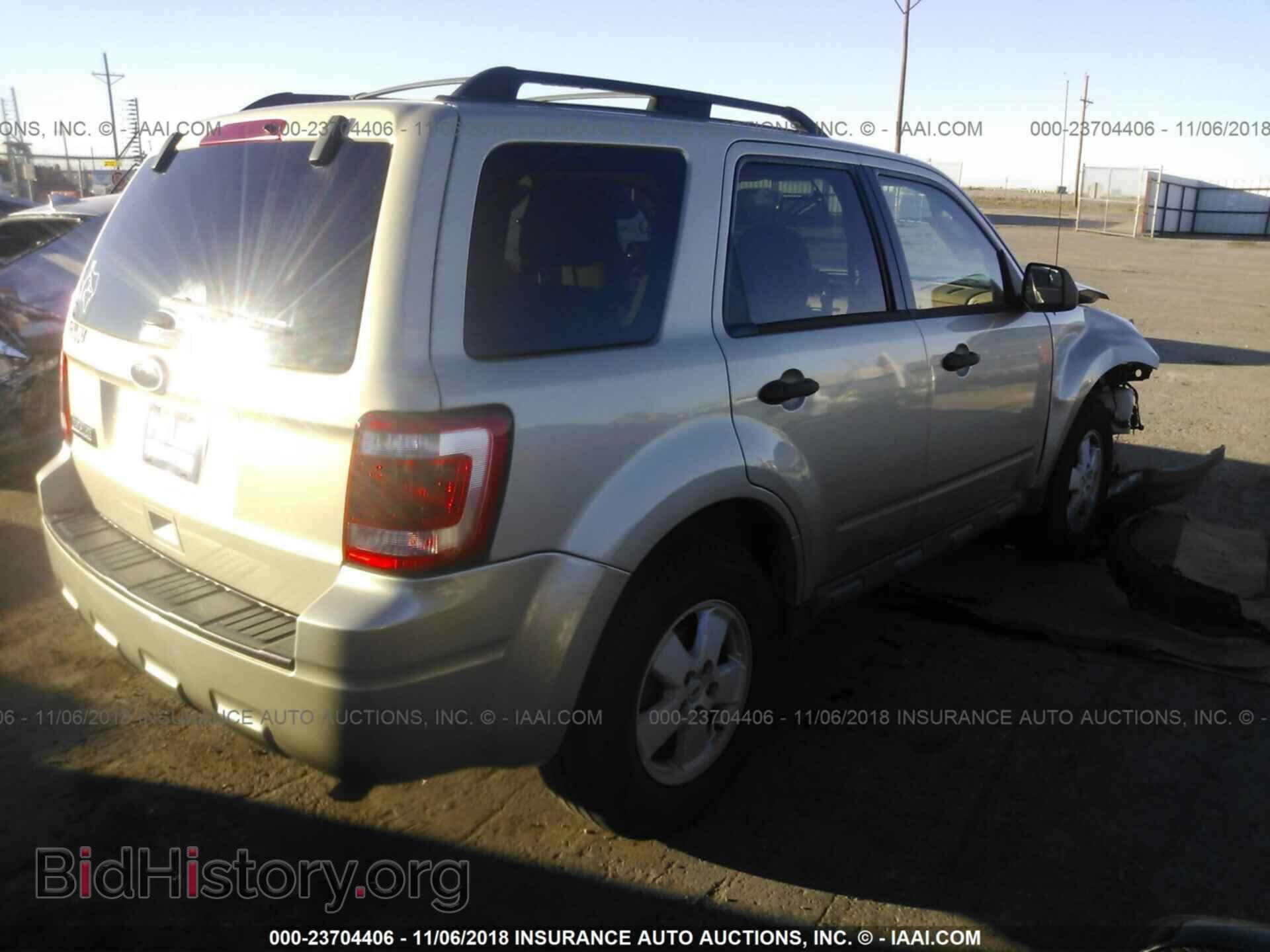 2012 Ford Escape - VIN: 1FMCU0D75CKA28826 - Photo 4