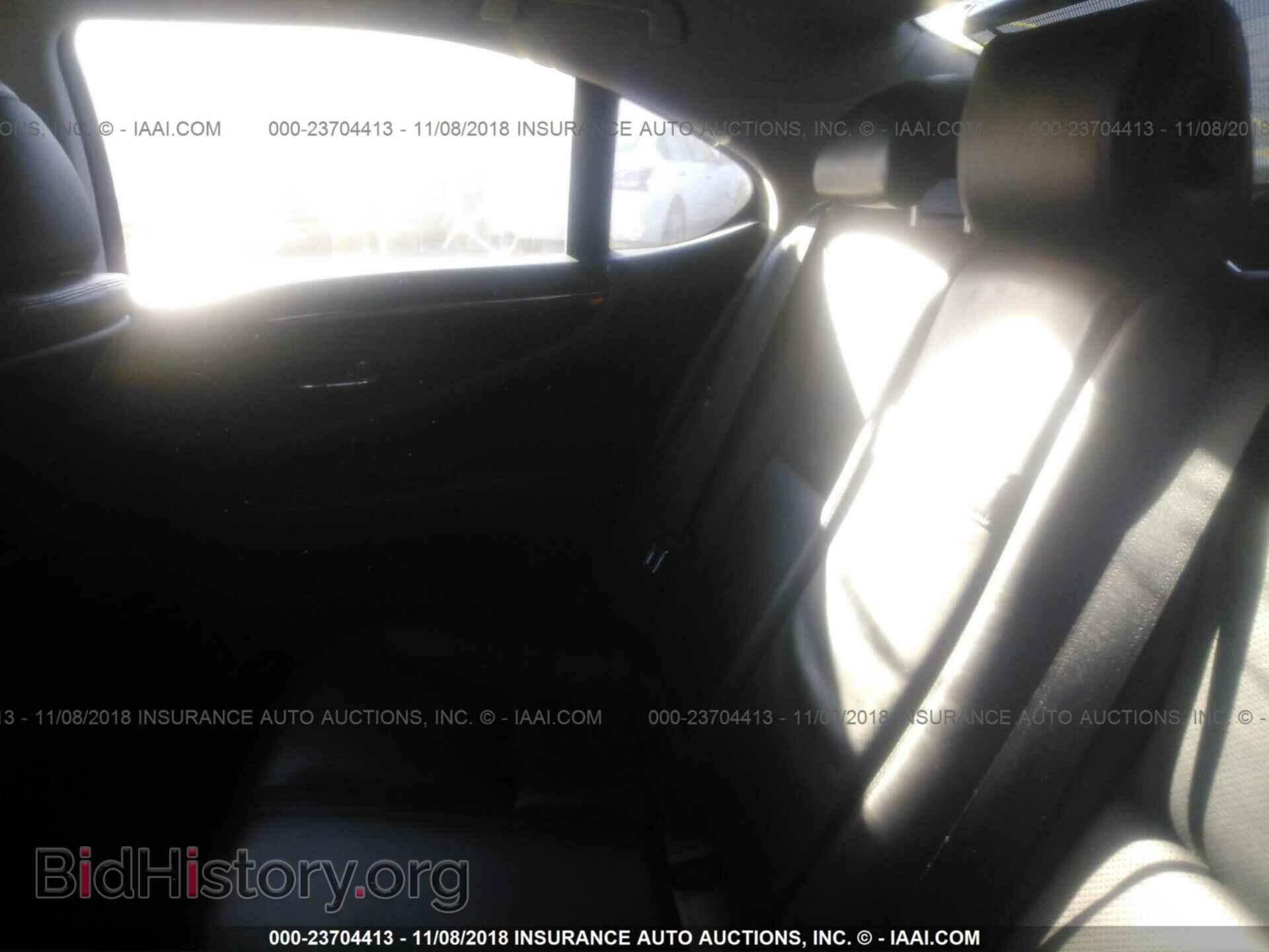 2011 Lexus Ls - VIN: JTHCL5EF2B5011228 - Photo 8