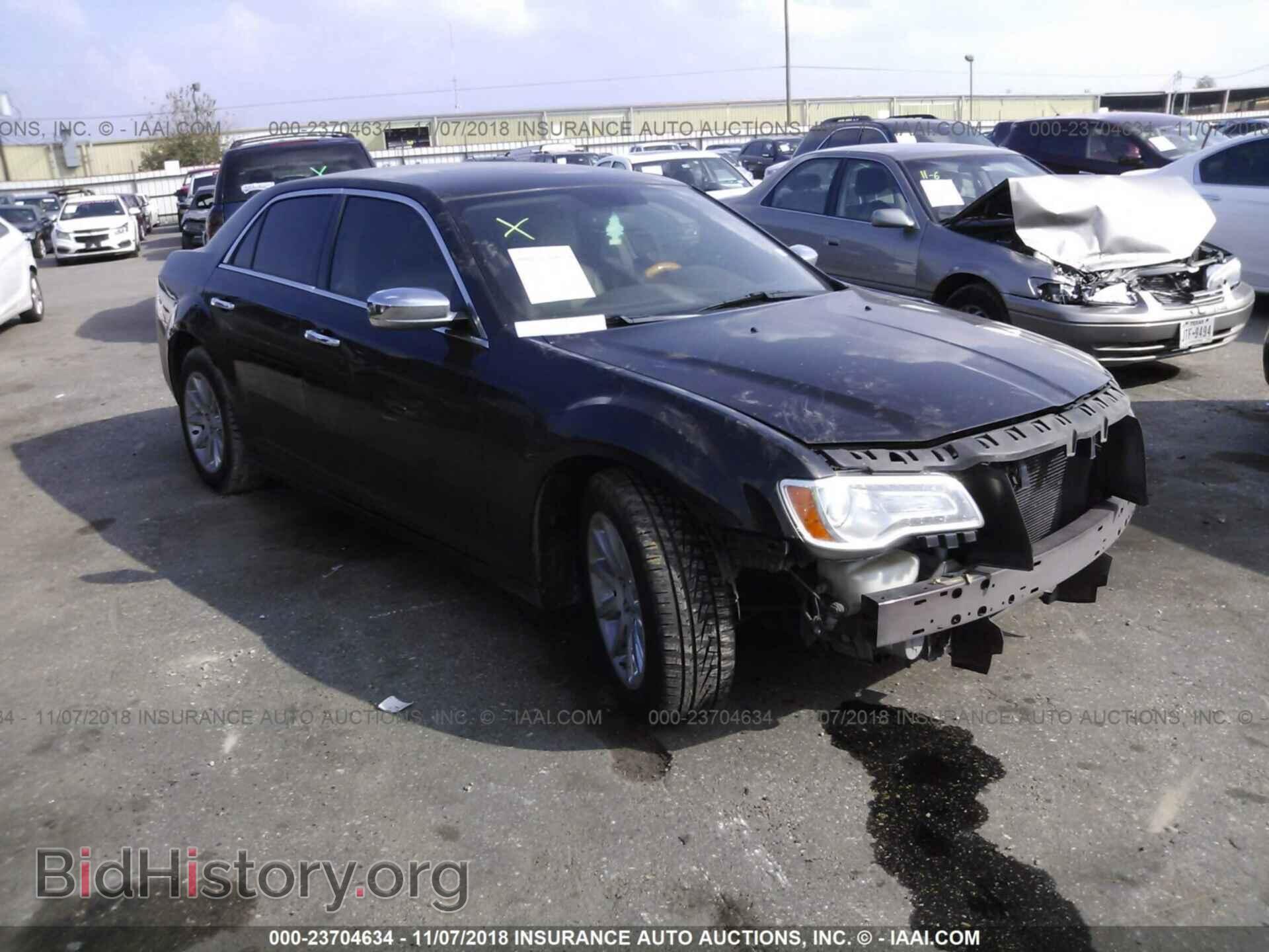 Фотография 2C3CCACG9CH186080 - CHRYSLER 300 2012