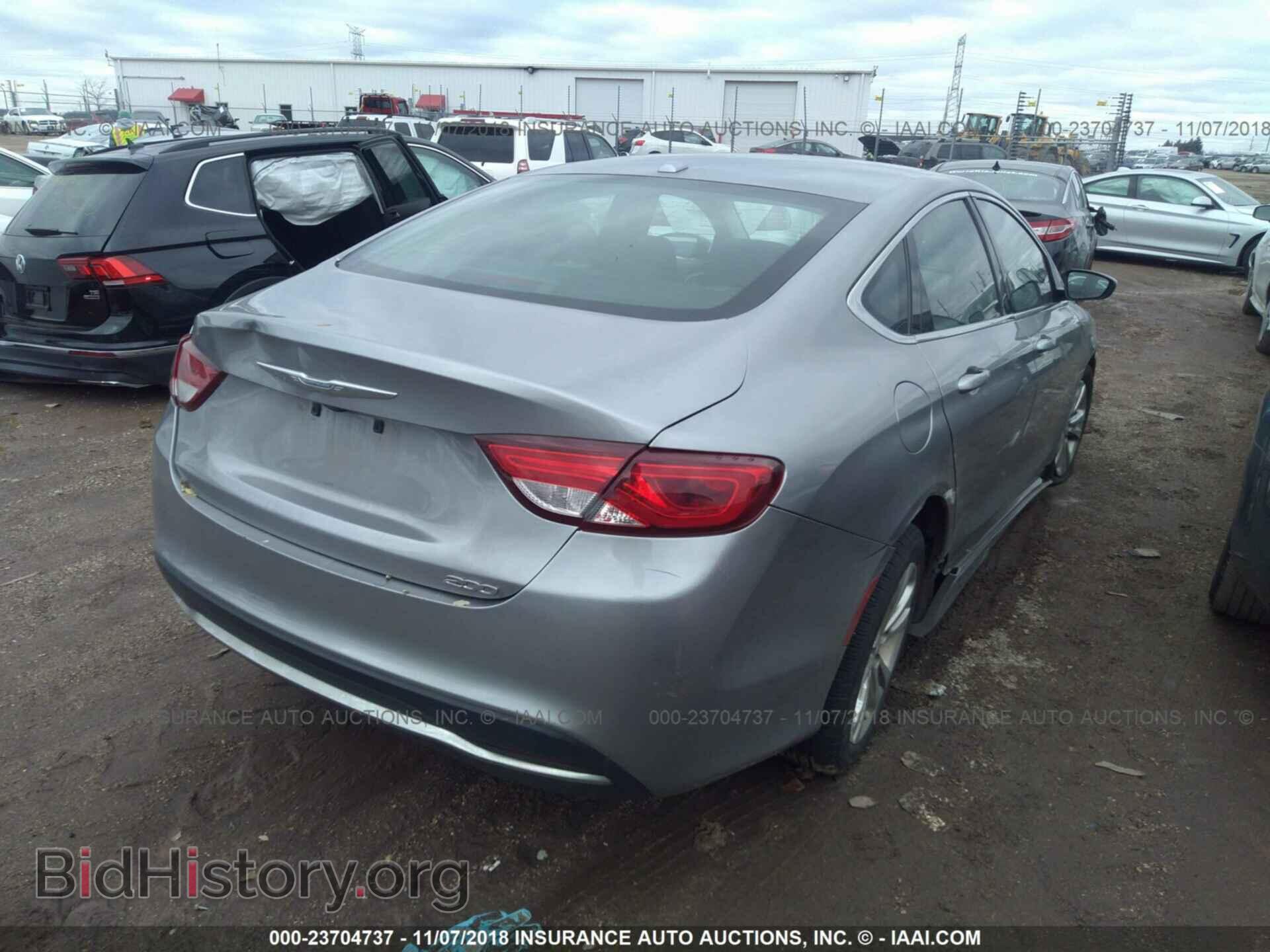 2015 Chrysler 200 - VIN: 1C3CCCAB3FN723573 - Фото 4