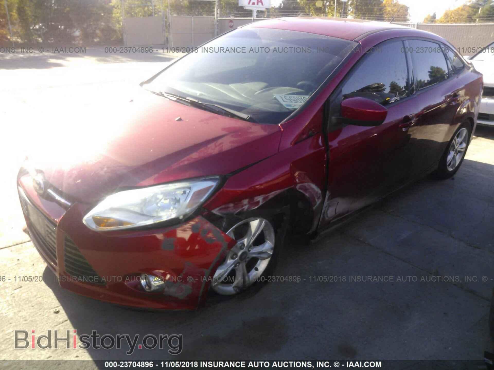 2012 Ford Focus - VIN: 1FAHP3F29CL392106 - Photo 2