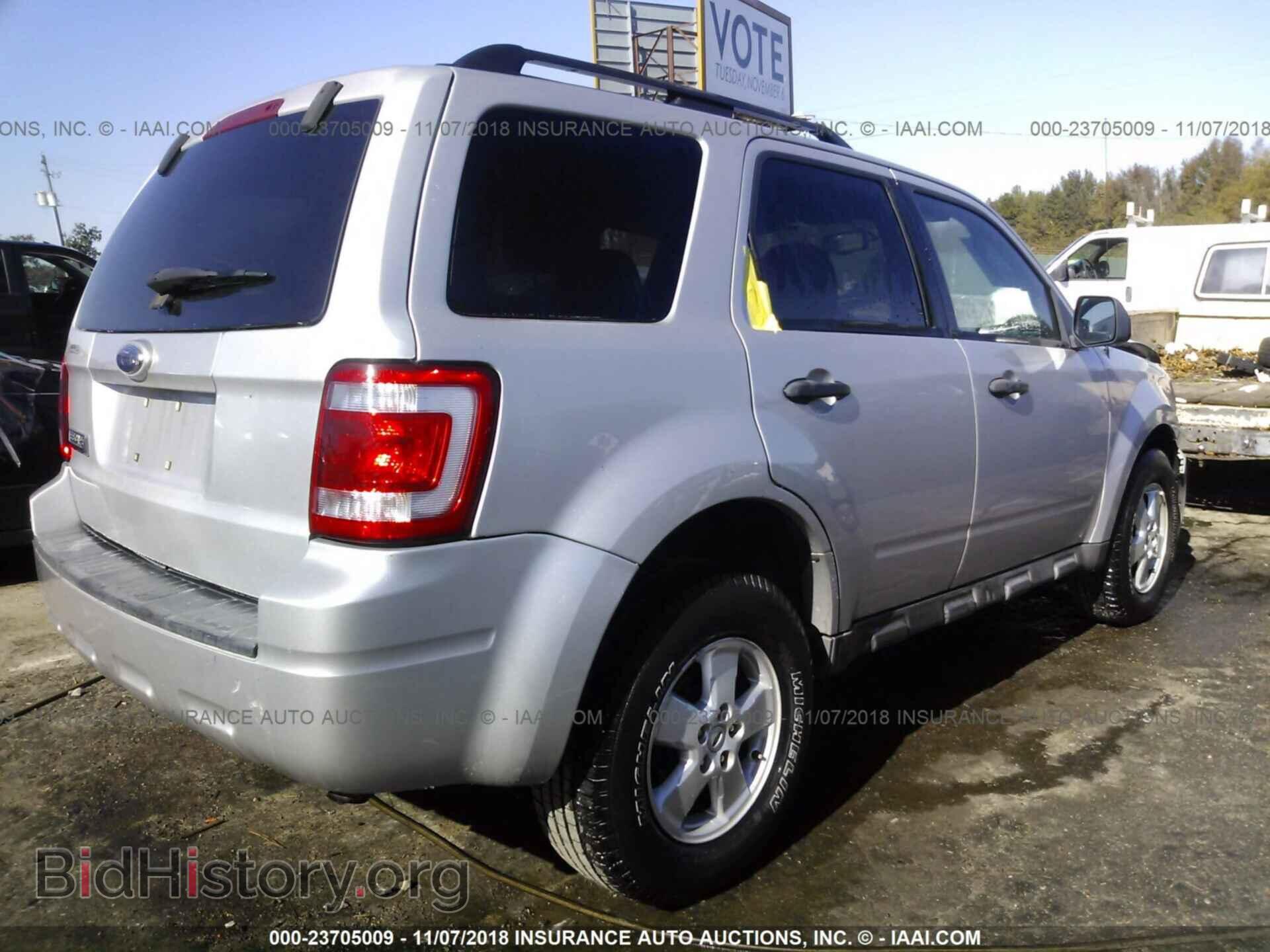2009 FORD ESCAPE - VIN: 1FMCU03G19KB03676 - Фото 4