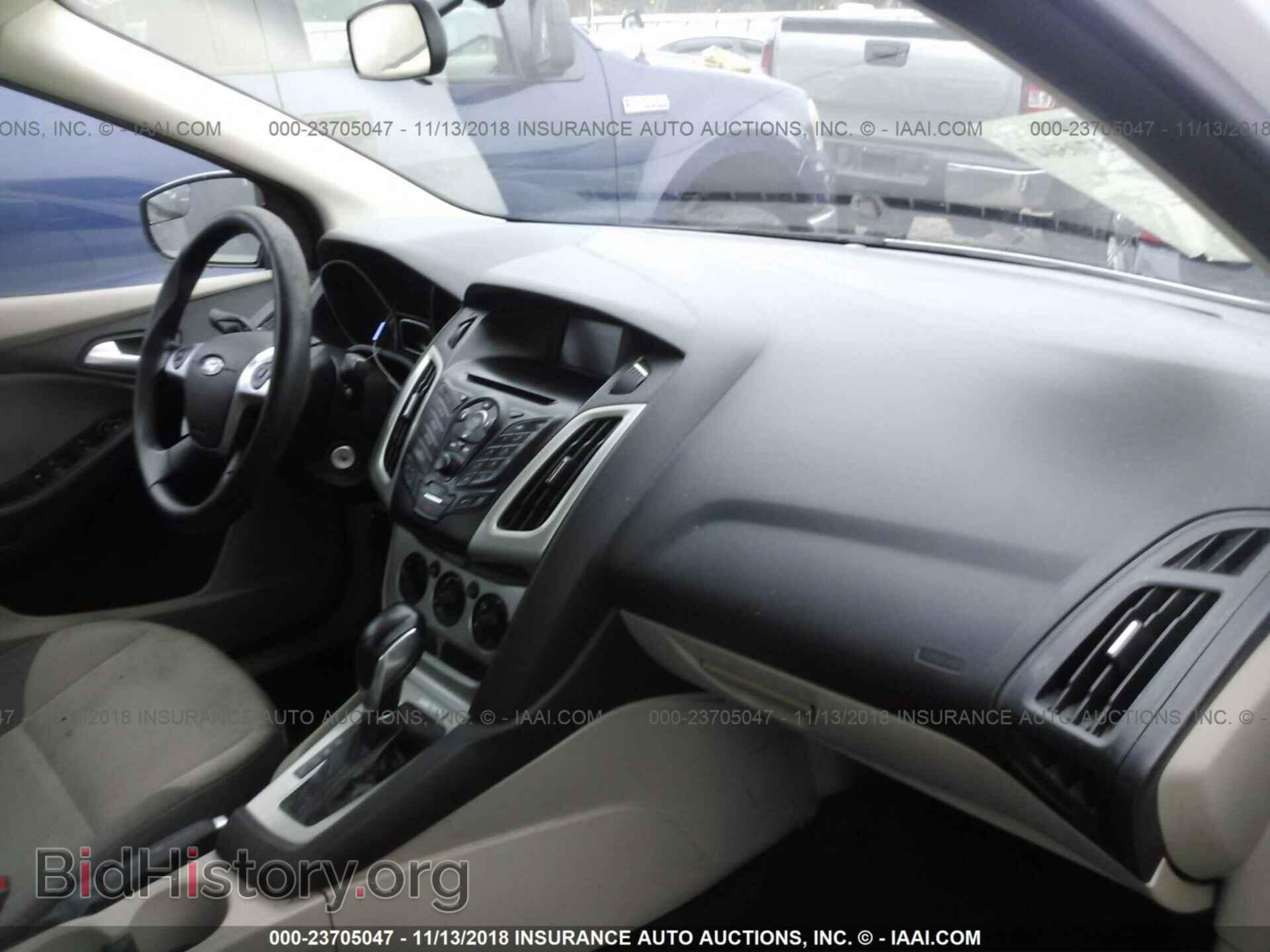 2014 Ford Focus - VIN: 1FADP3F2XEL257816 - Photo 5