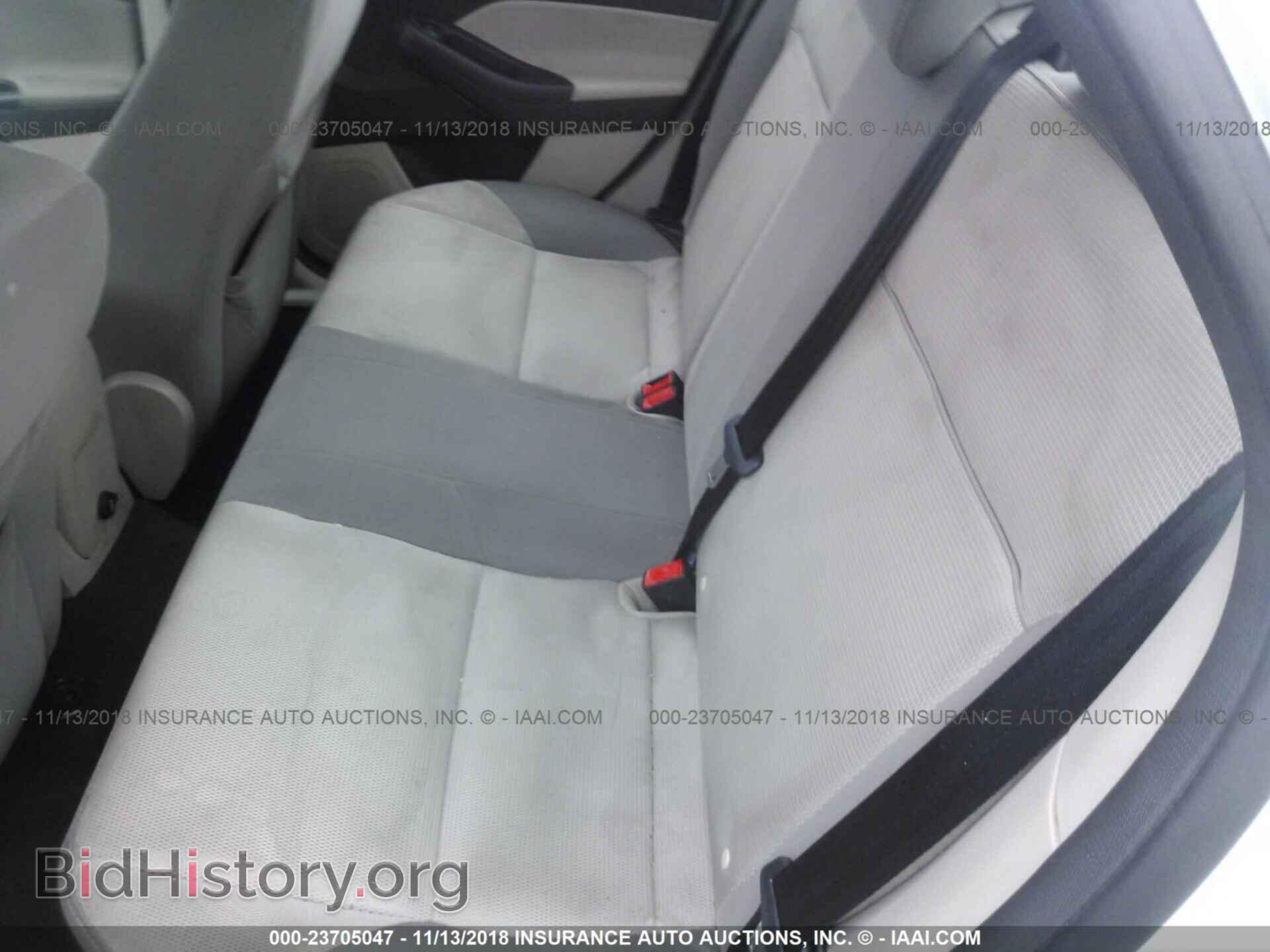 2014 Ford Focus - VIN: 1FADP3F2XEL257816 - Photo 8