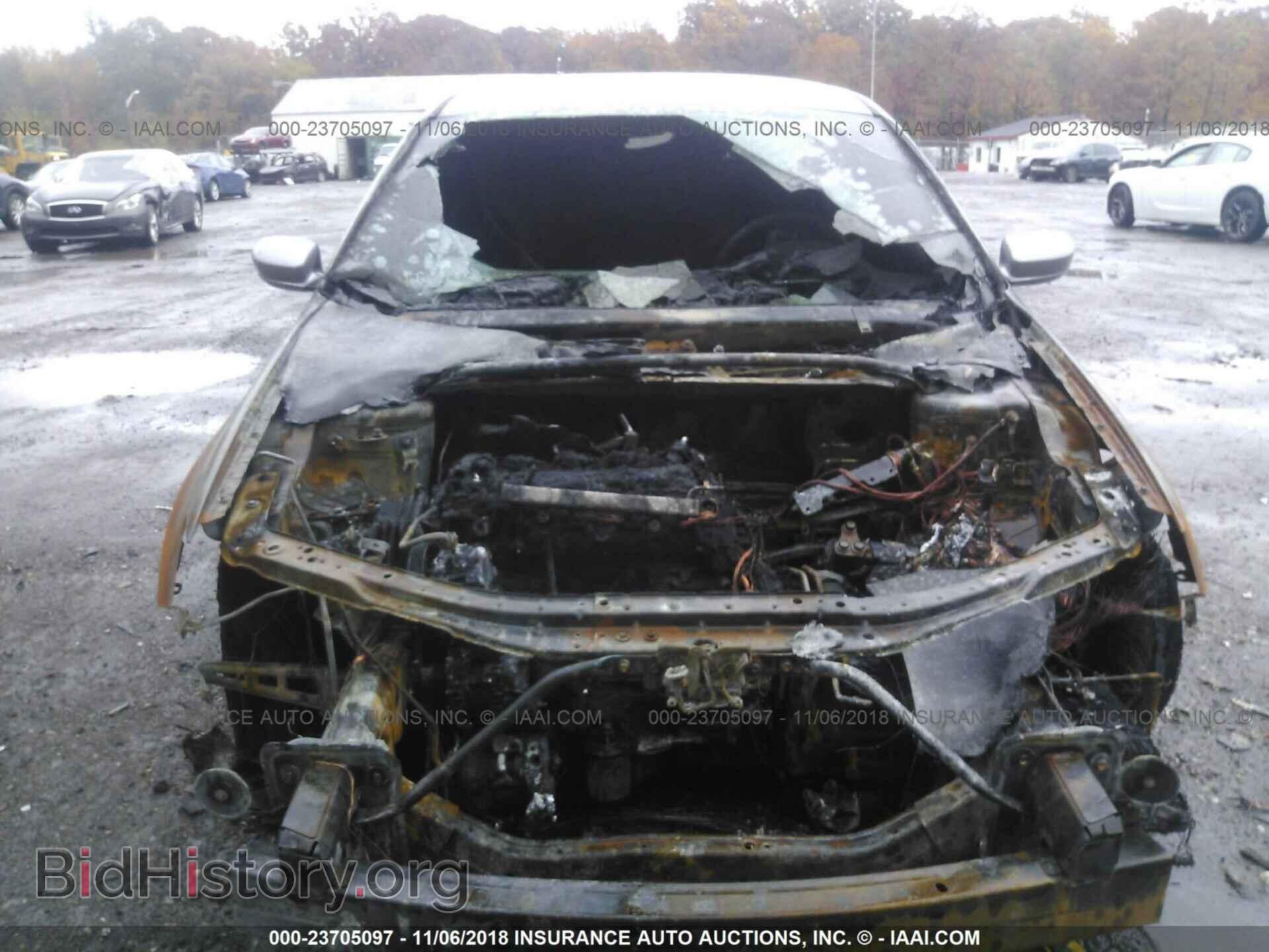 2014 Chrysler 200 - VIN: 1C3CCBBB1EN107748 - Photo 6