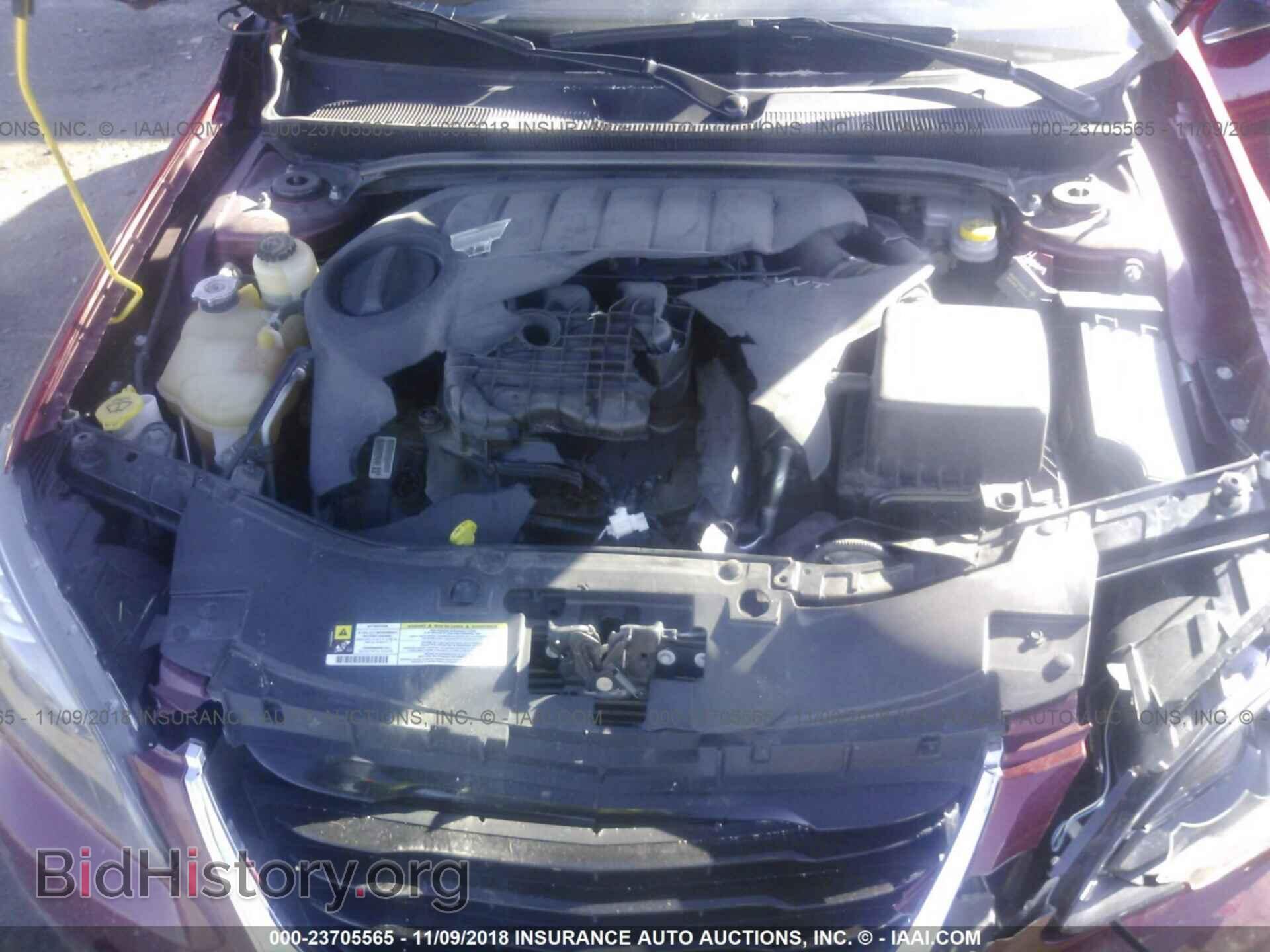 2012 Chrysler 200 - VIN: 1C3CCBBG2CN300175 - Фото 10