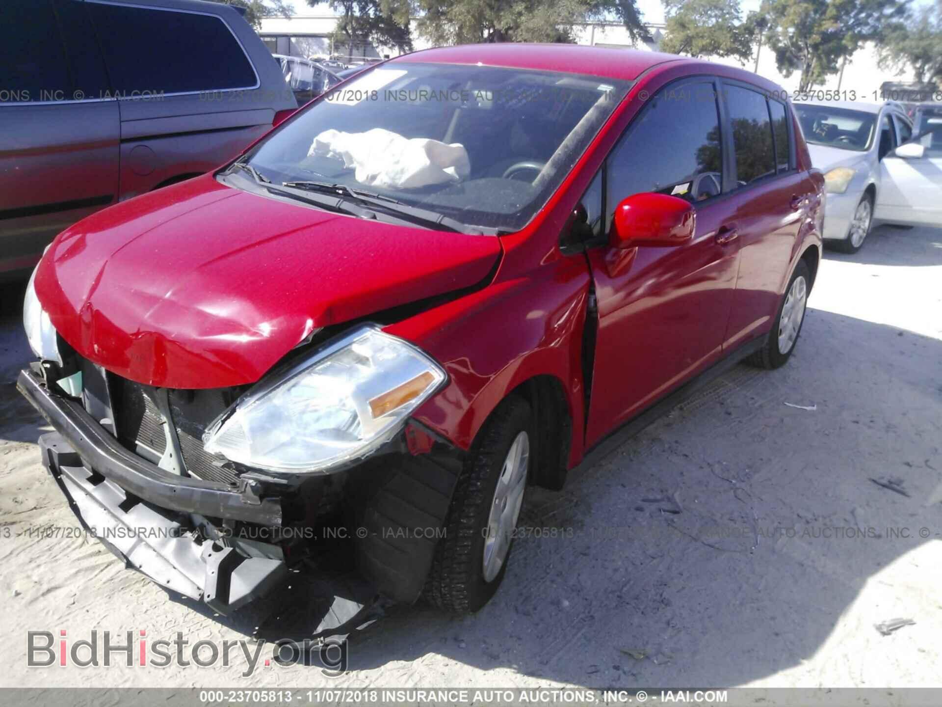 2011 Nissan Versa - VIN: 3N1BC1CP4BL402871 - Фото 2