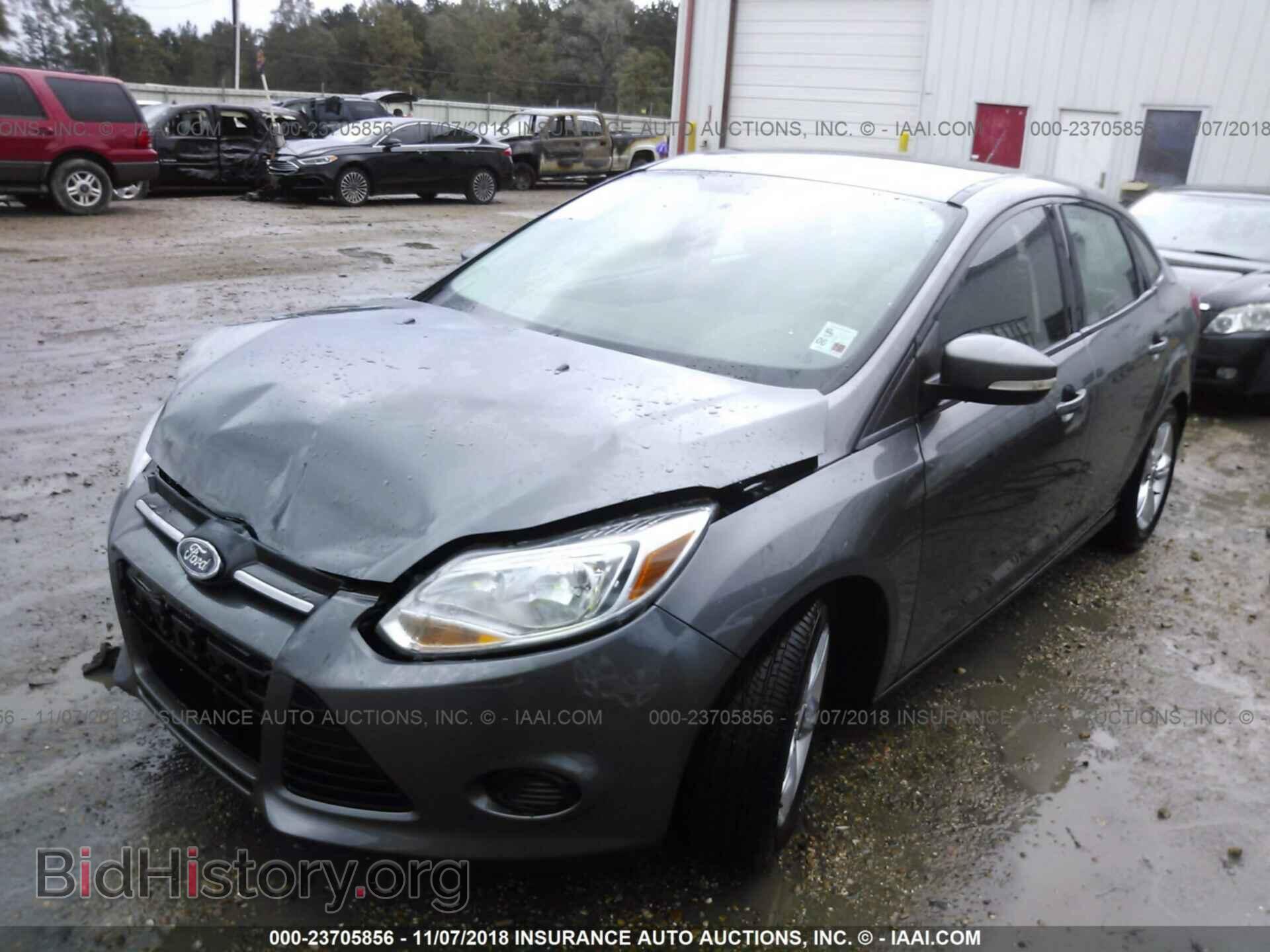 2014 Ford Focus - VIN: 1FADP3F2XEL177433 - Photo 2