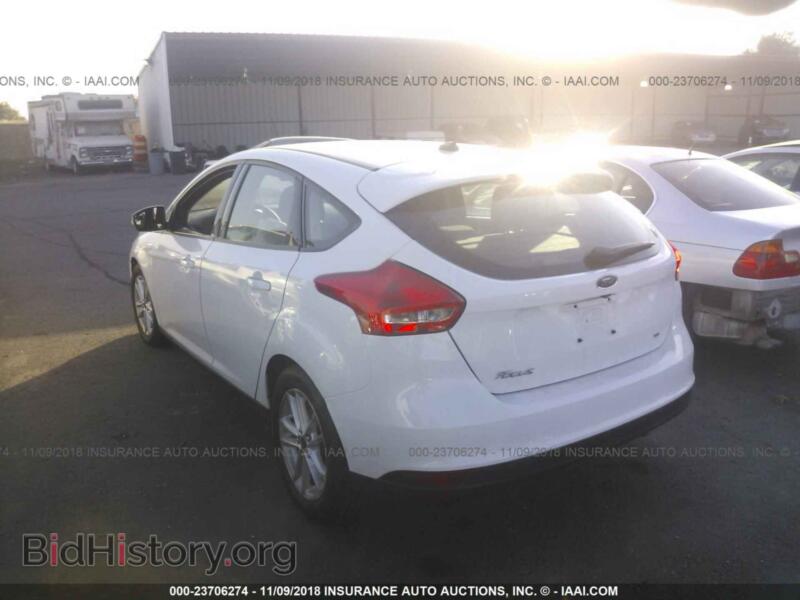 2016 Ford FOCUS (VIN 1FADP3K23GL270478) — photo 3 of 10