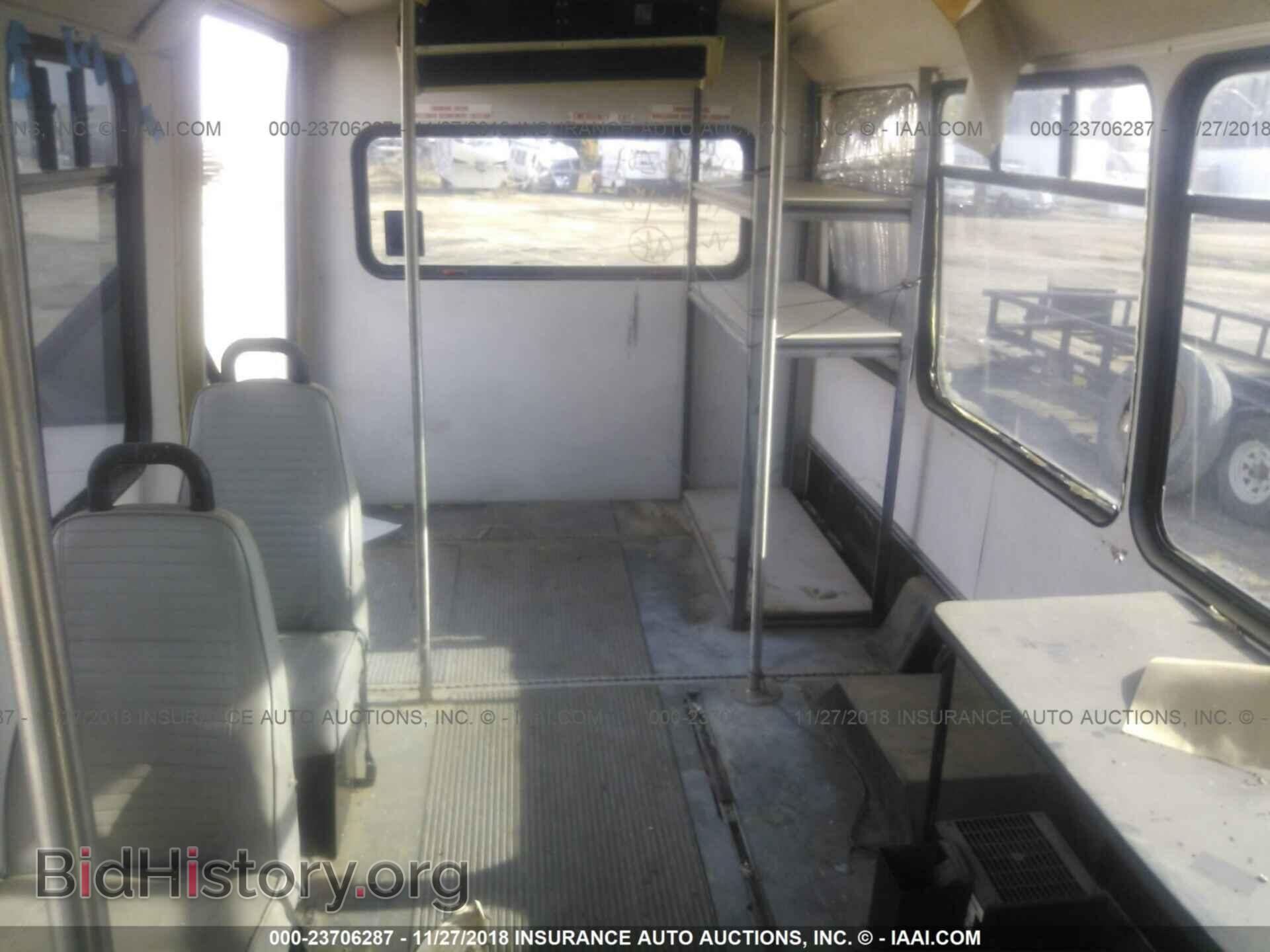 2000 FORD ECONOLINE - VIN: 1FDWE35S2YHB24545 - Фото 5