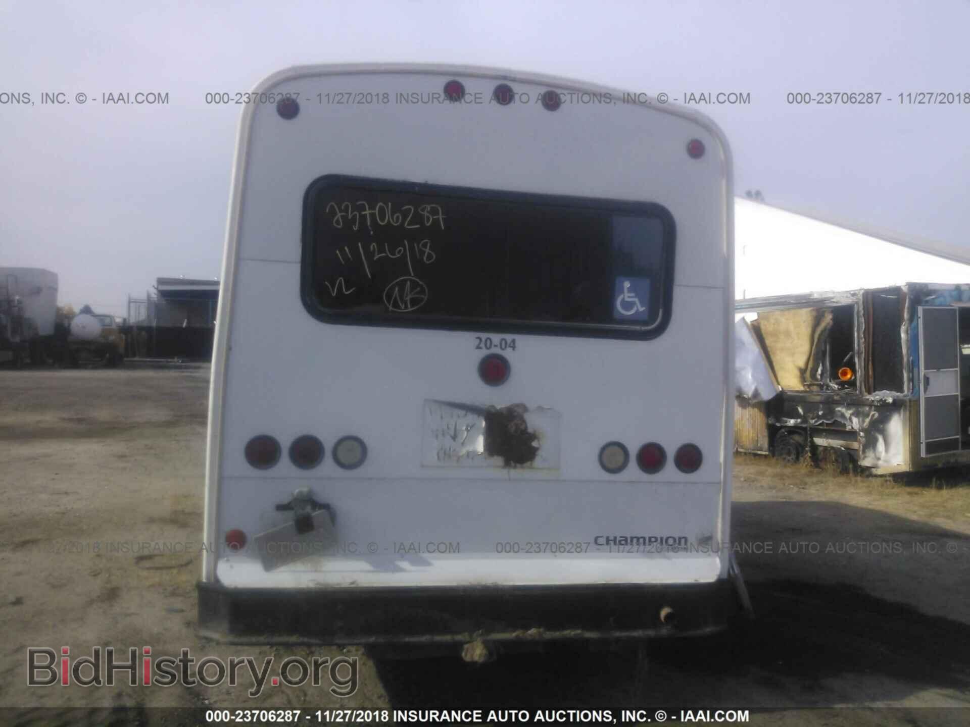 2000 FORD ECONOLINE - VIN: 1FDWE35S2YHB24545 - Фото 8