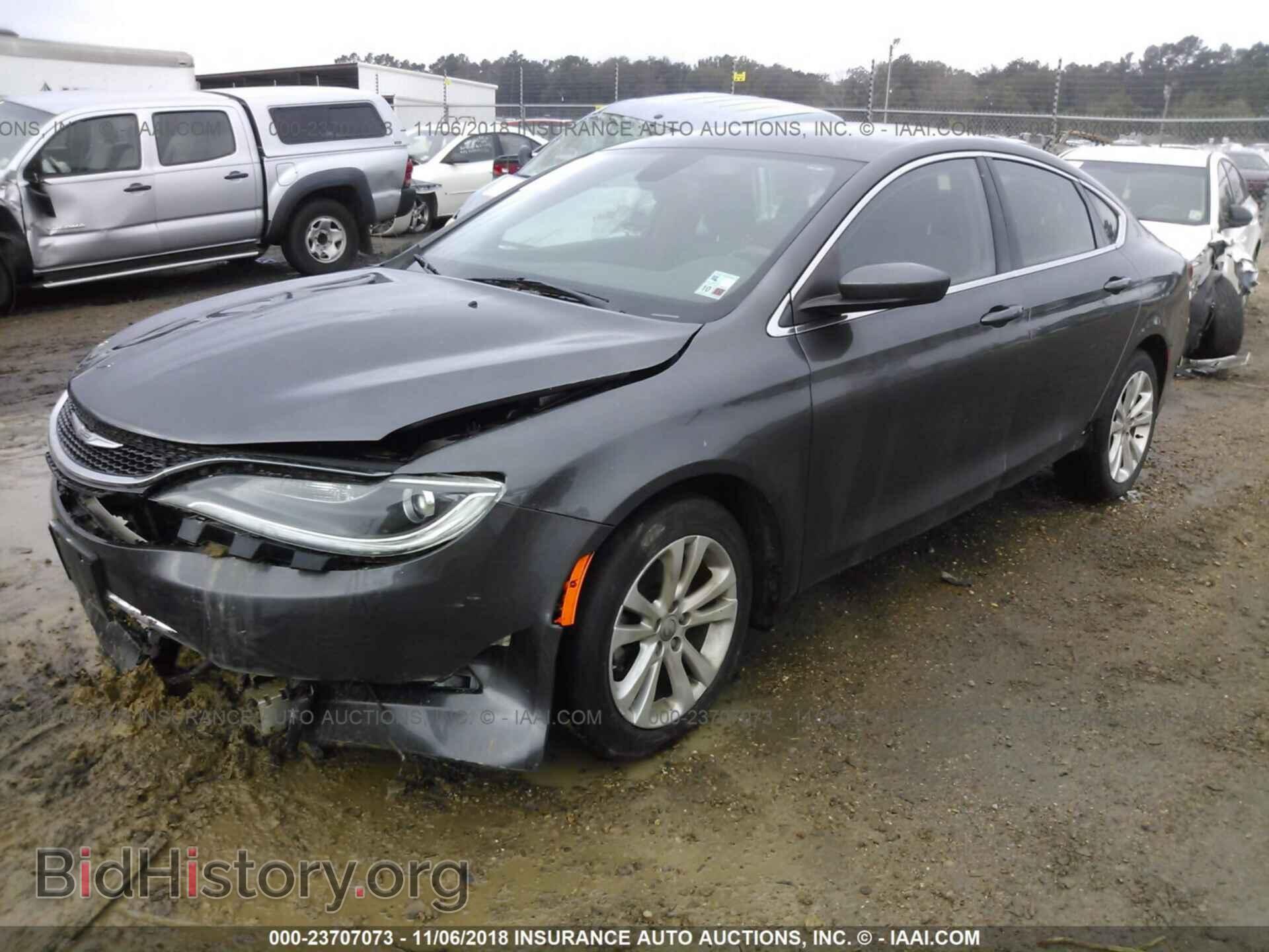 2015 Chrysler 200 - VIN: 1C3CCCAB6FN649632 - Photo 2