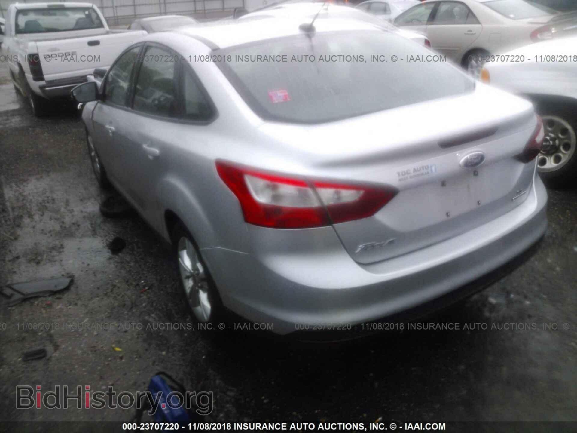 2013 Ford Focus - VIN: 1FADP3F22DL325749 - Photo 3