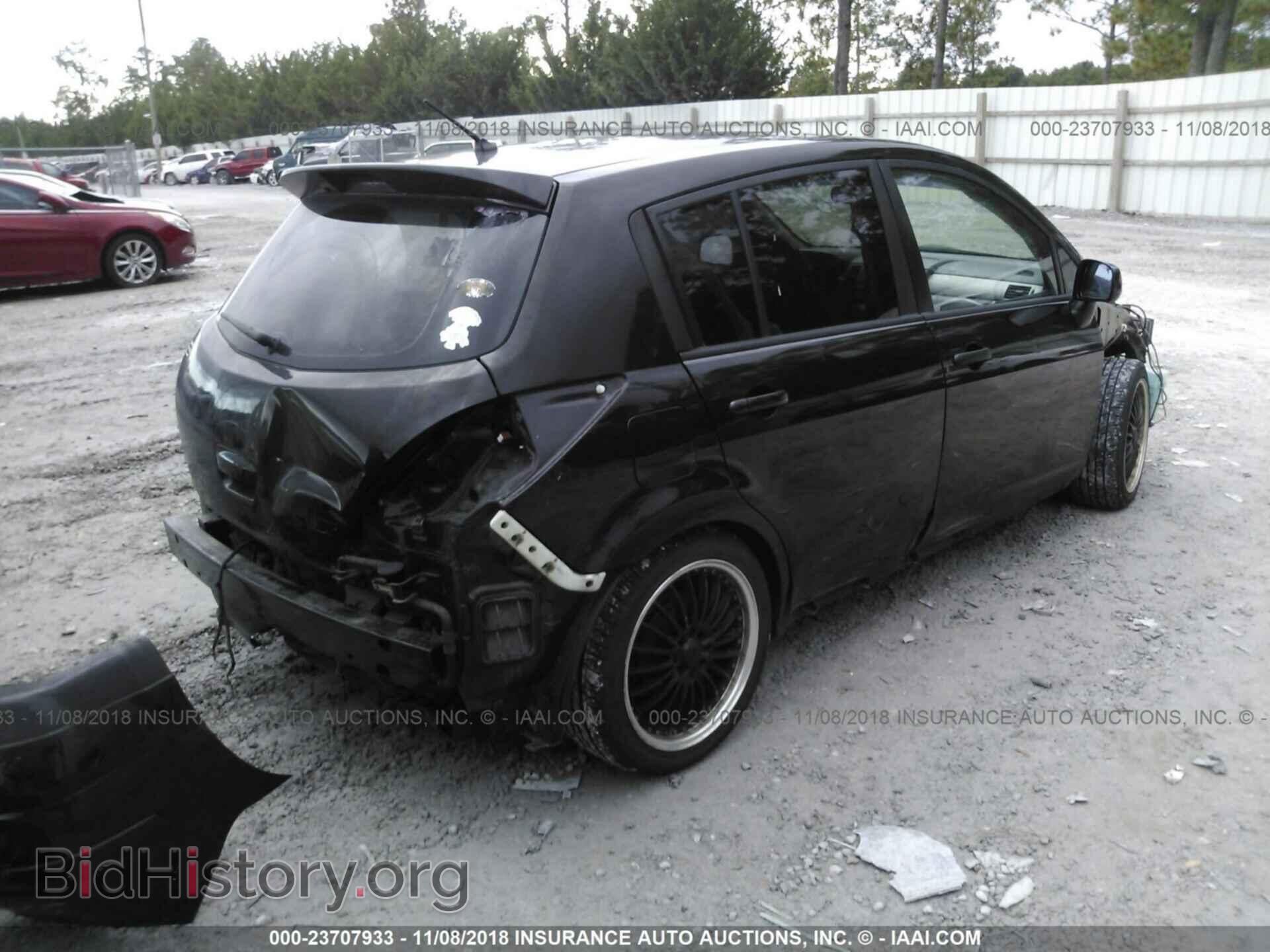2011 Nissan Versa - VIN: 3N1BC1CP7BL420068 - Фото 4