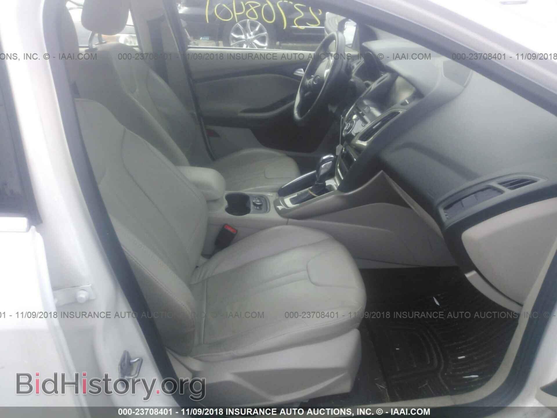 2012 Ford Focus - VIN: 1FAHP3H22CL213059 - Photo 5