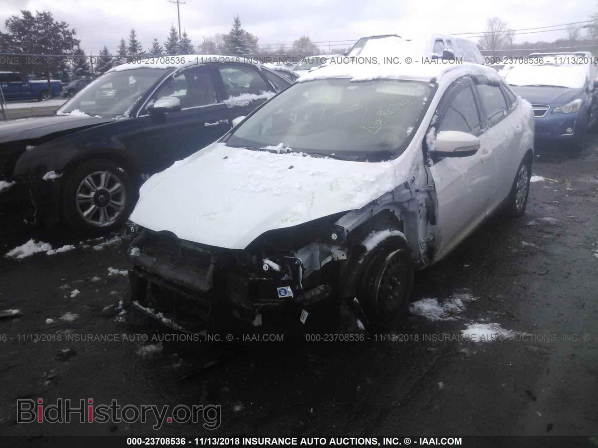2012 Ford Focus - VIN: 1FAHP3F21CL351470 - Photo 2