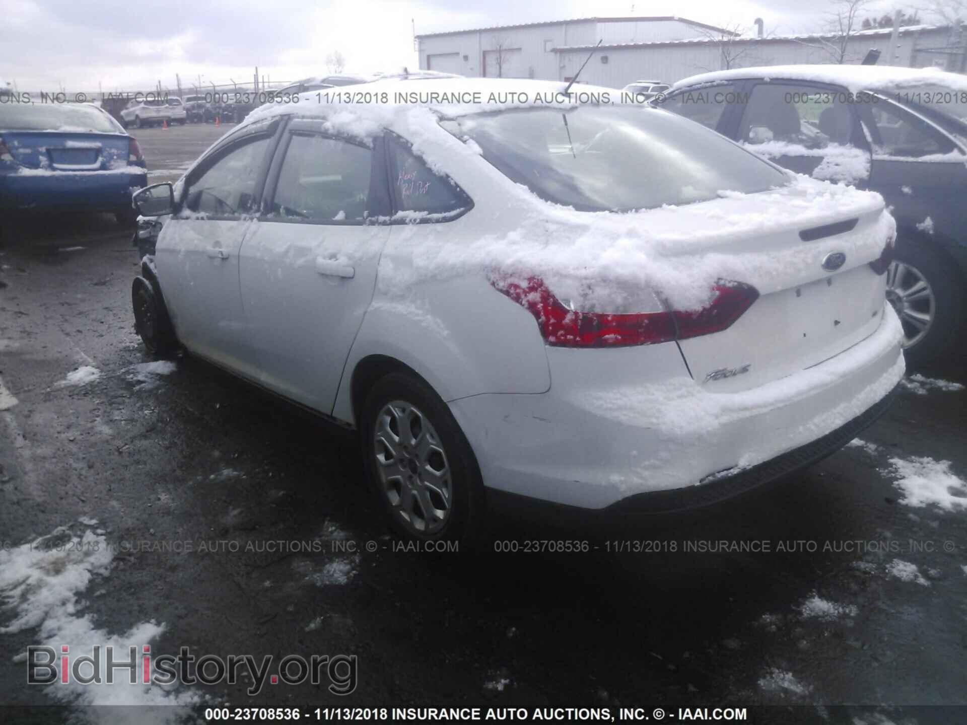 2012 Ford Focus - VIN: 1FAHP3F21CL351470 - Photo 3