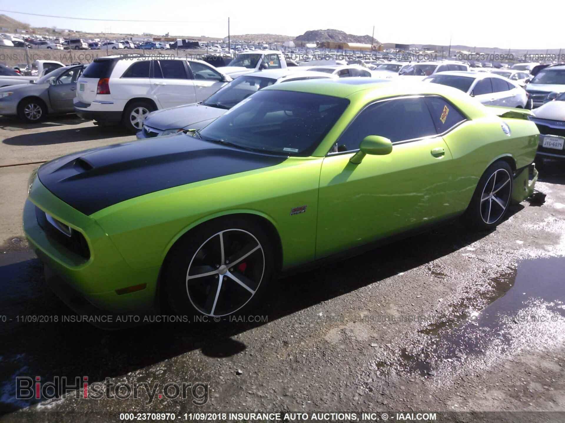 2011 Dodge Challenger - VIN: 2B3CJ7DJ2BH589803 - Фото 2