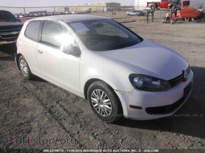 2011 Volkswagen GOLF, белый — VIN WVWBB7AJ6BW186534, IAAI