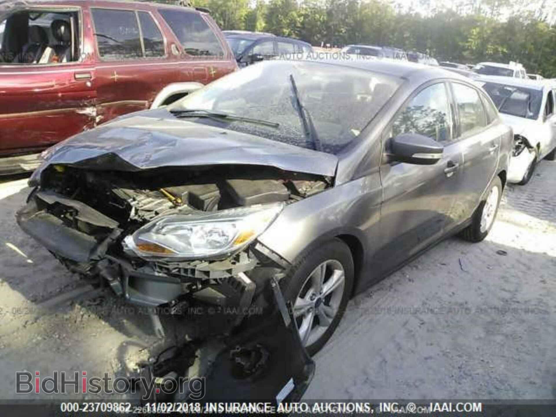 2014 Ford Focus - VIN: 1FADP3F27EL436735 - Photo 2